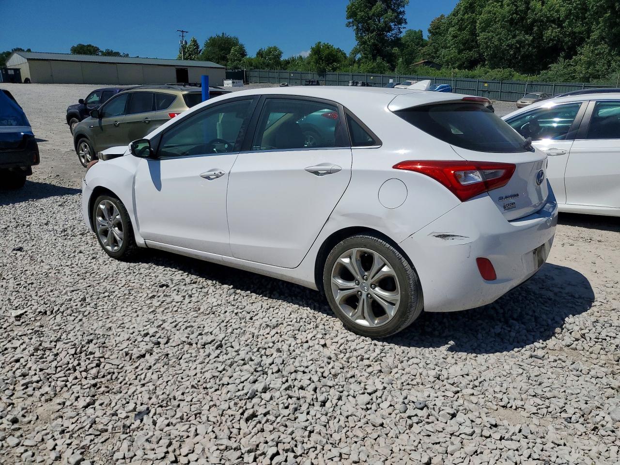 2014 Hyundai Elantra Gt Base White vin: KMHD35LH5EU199498