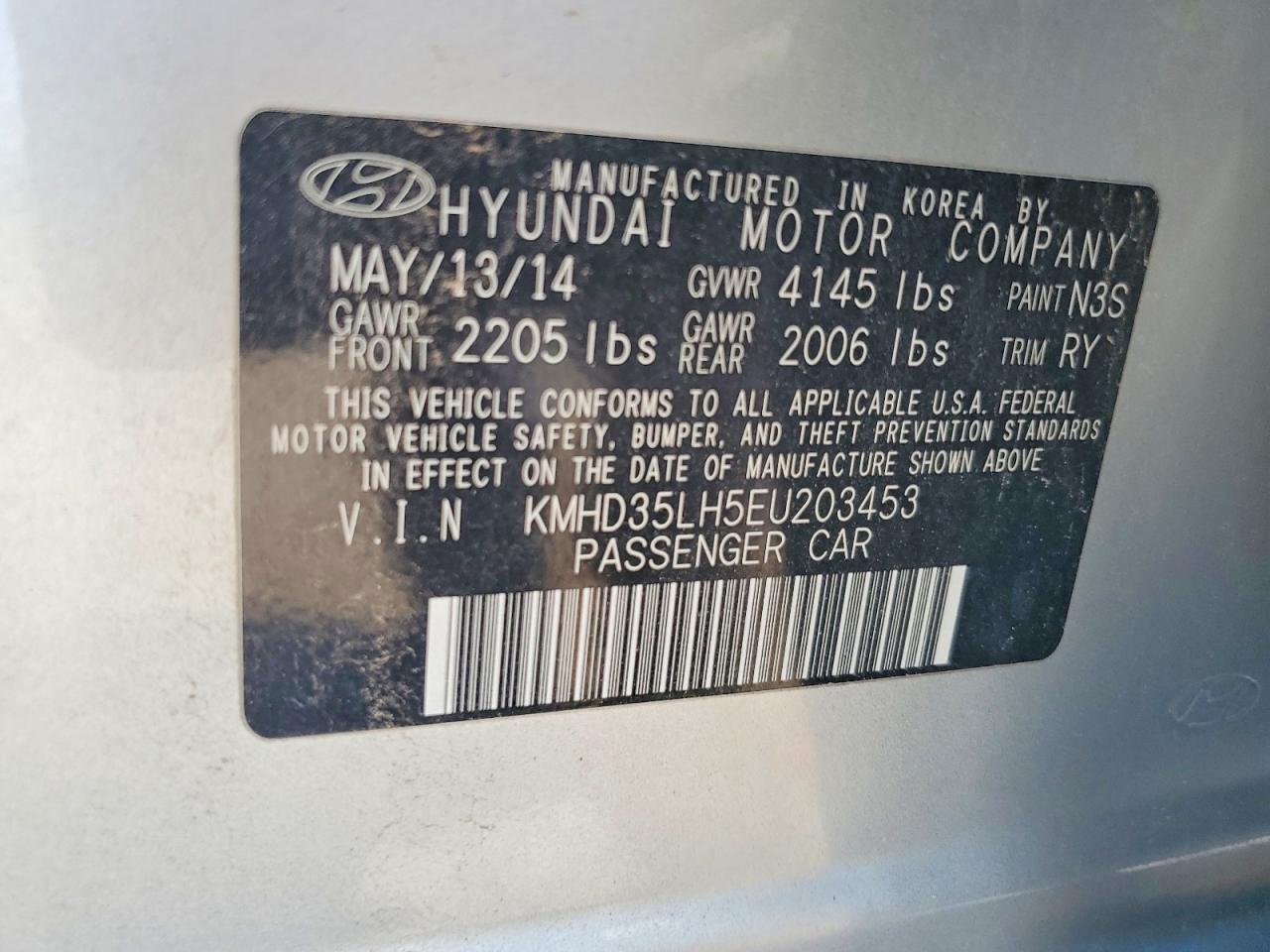 2014 Hyundai Elantra Gt Base Silver vin: KMHD35LH5EU203453