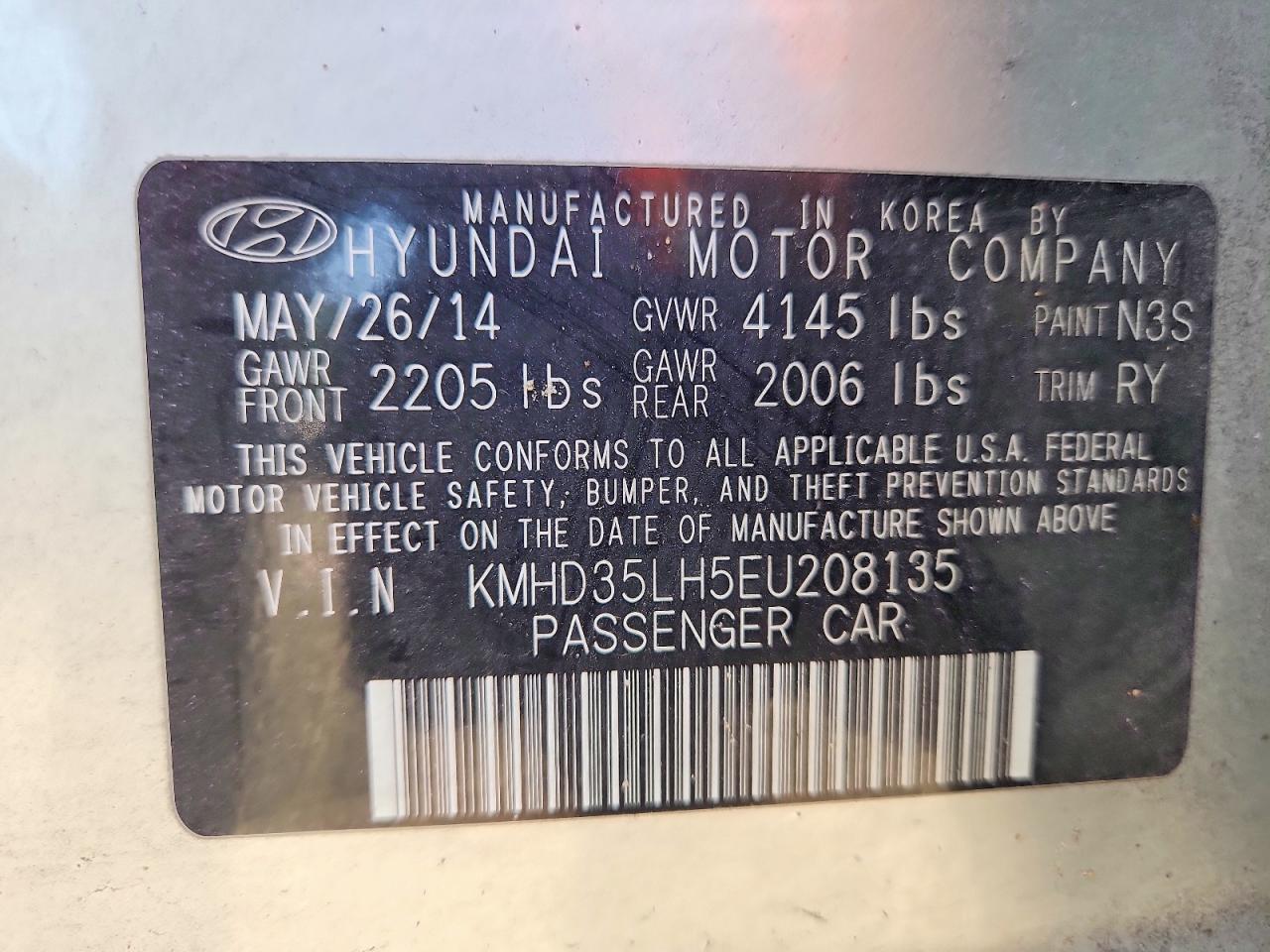2014 Hyundai Elantra Gt Base Silver vin: KMHD35LH5EU208135