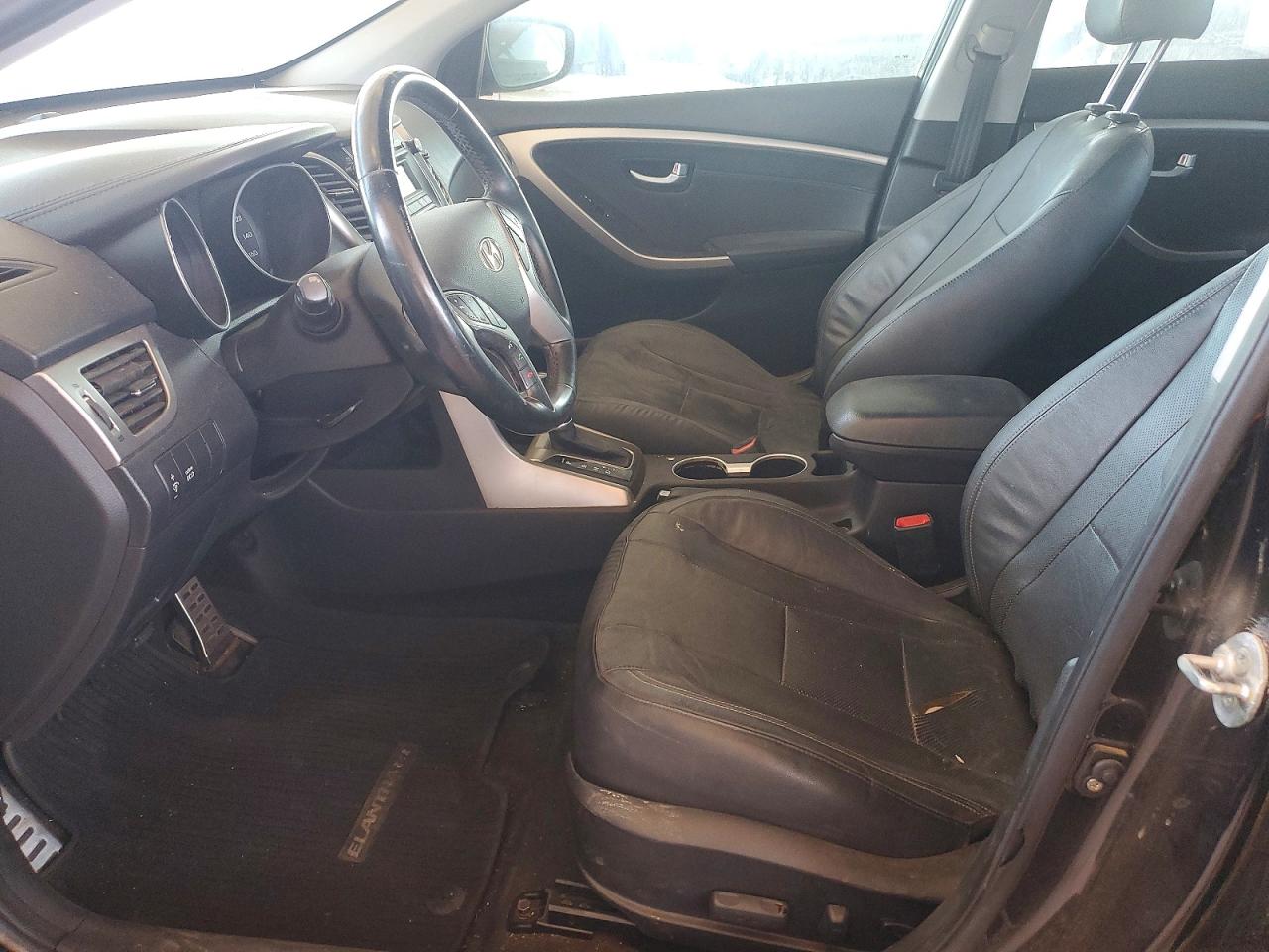 2014 Hyundai Elantra Gt Base Black vin: KMHD35LH5EU211553