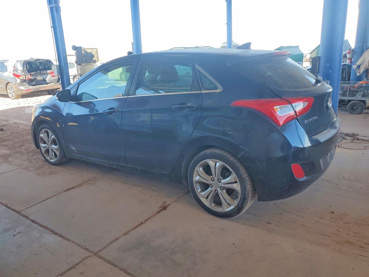 2014 Hyundai Elantra Gt Base Black vin: KMHD35LH5EU211553