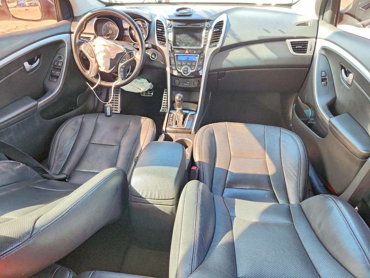2015 Hyundai Elantra Gt Base Blue vin: KMHD35LH5FU238320