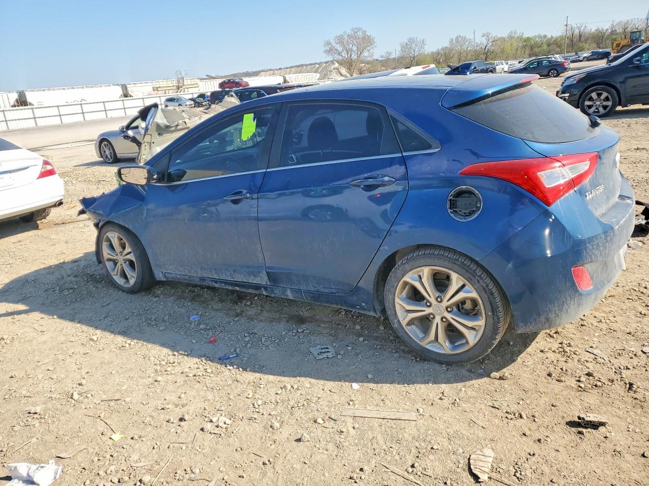 2015 Hyundai Elantra Gt Base Blue vin: KMHD35LH5FU247289