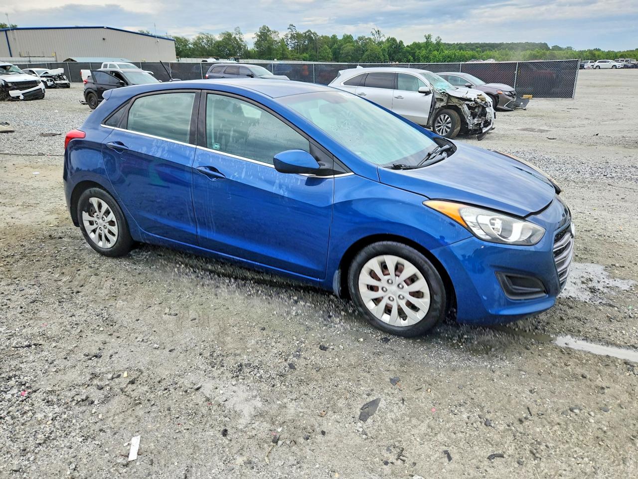 2016 Hyundai Elantra Gt Base Blue vin: KMHD35LH5GU276406