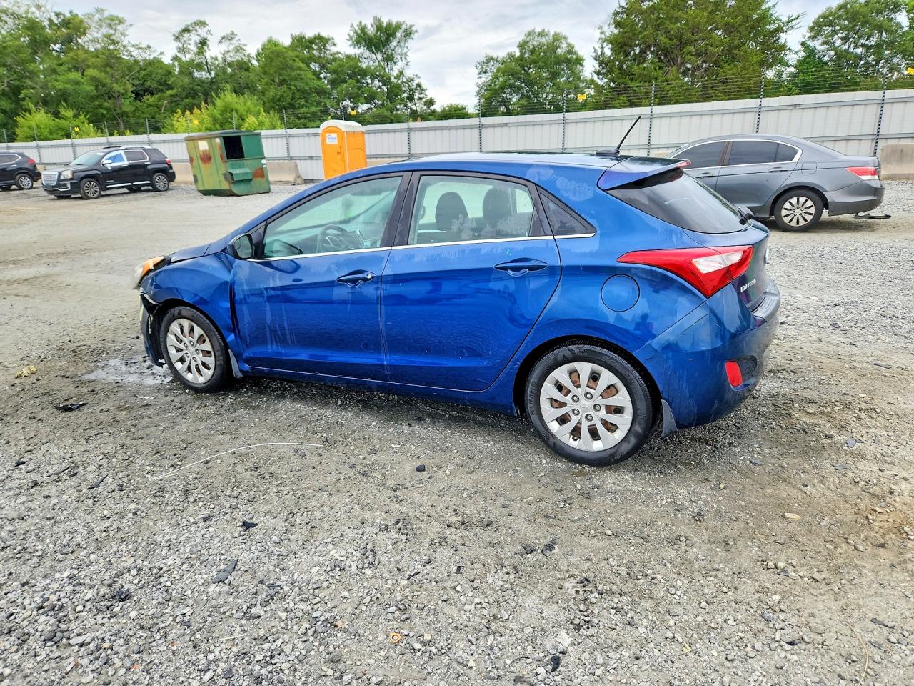 2016 Hyundai Elantra Gt Base Blue vin: KMHD35LH5GU276406