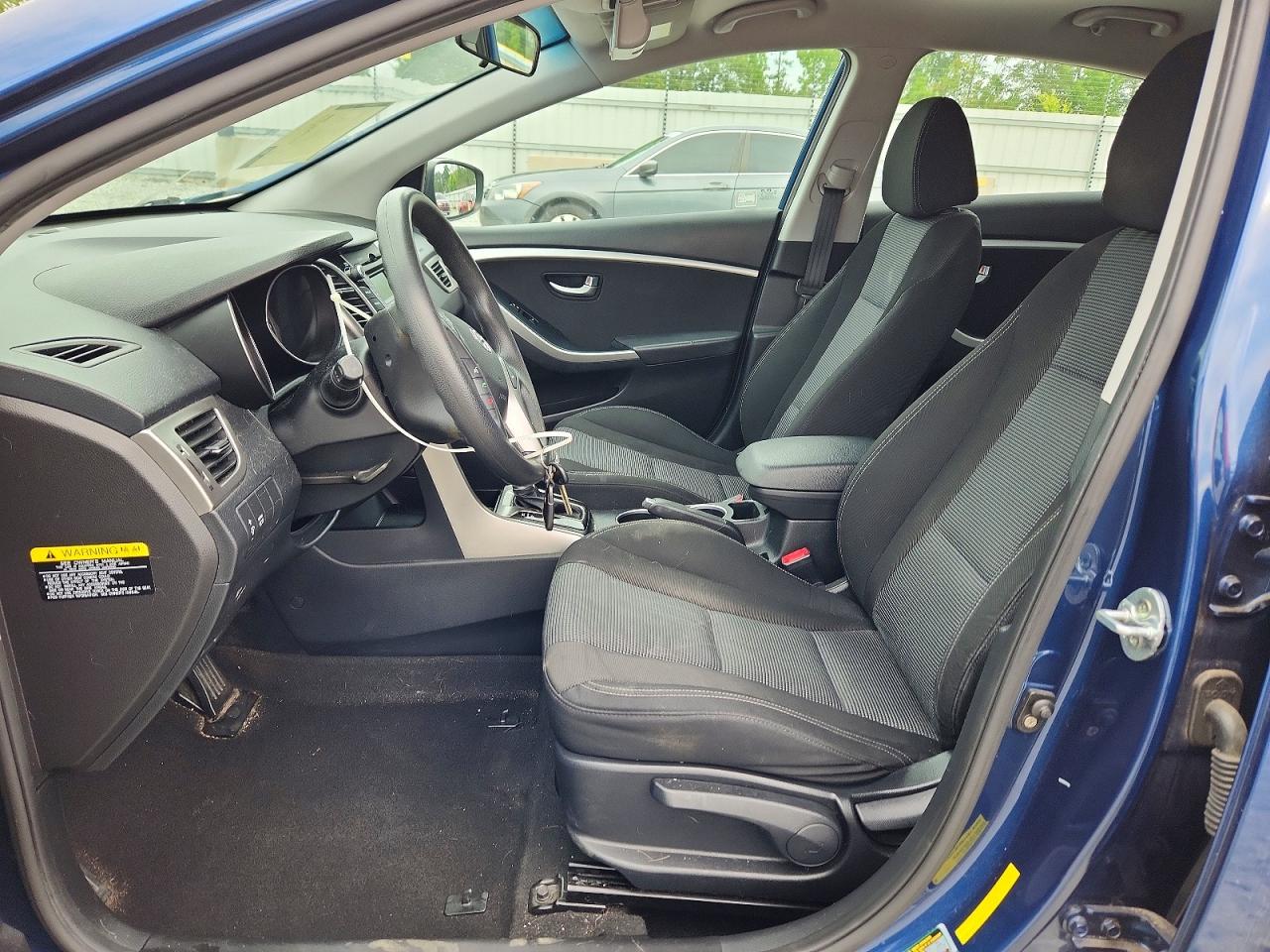 2016 Hyundai Elantra Gt Base Blue vin: KMHD35LH5GU276406