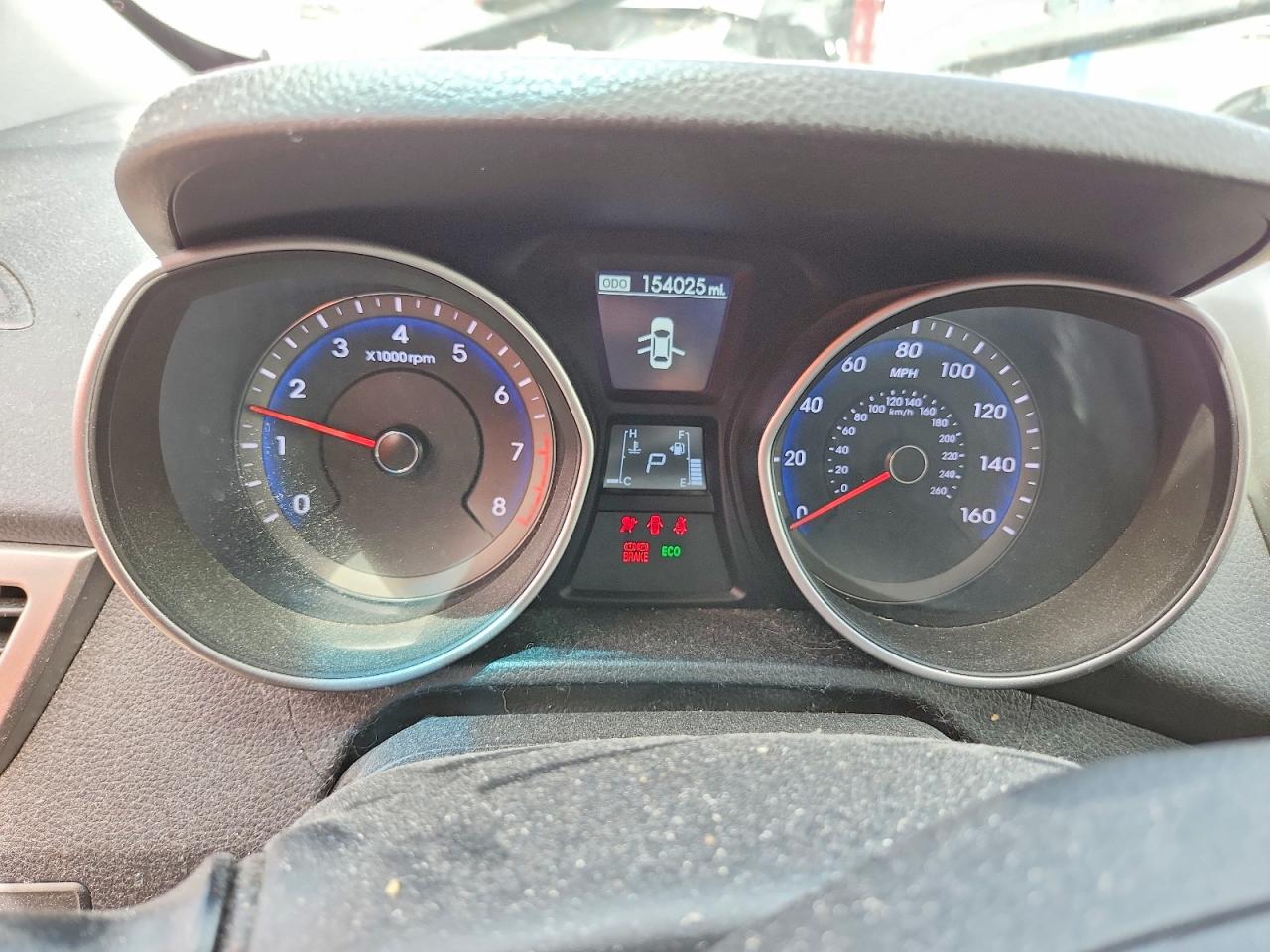 2016 Hyundai Elantra Gt Base Silver vin: KMHD35LH5GU286529