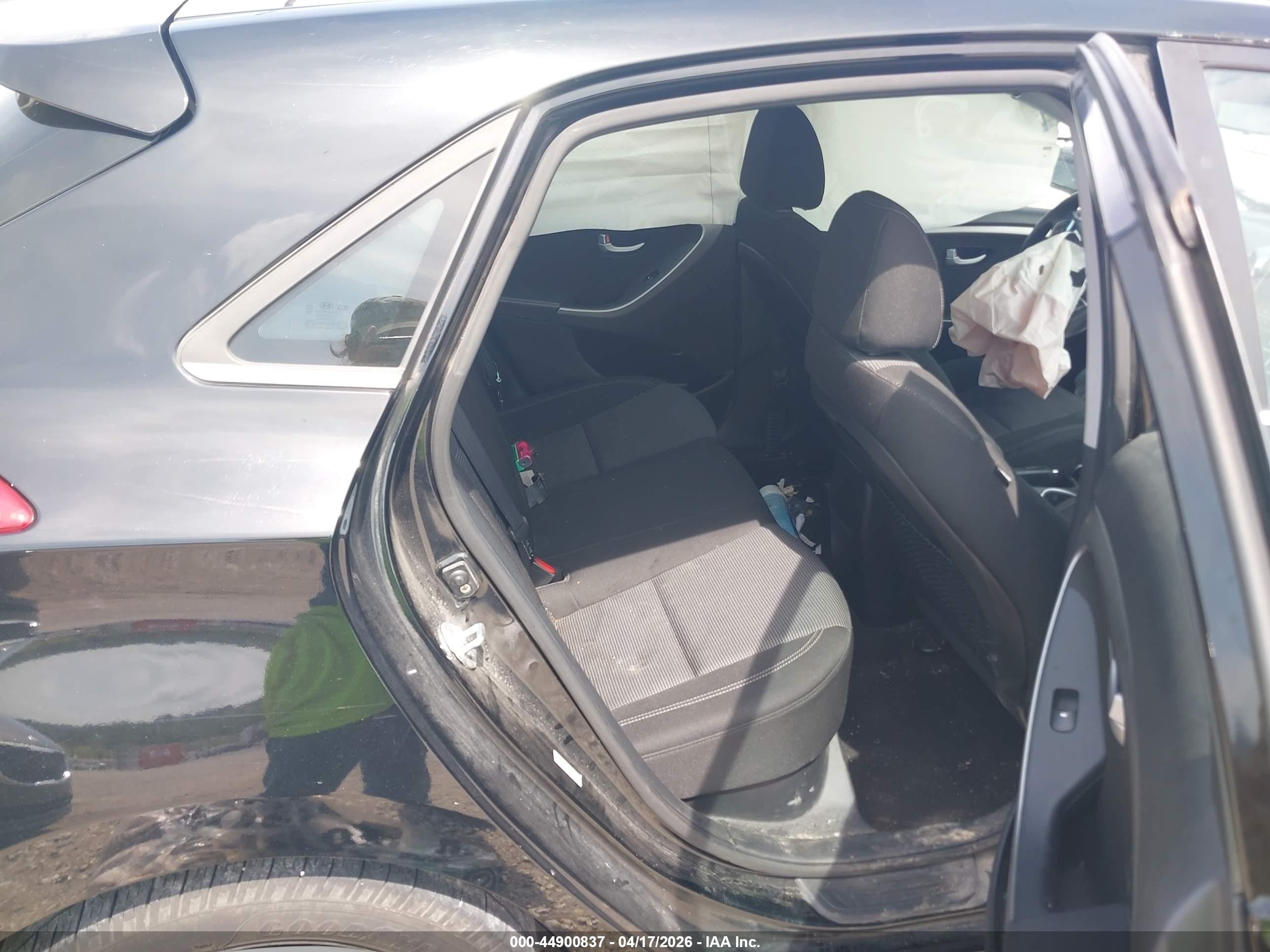 2017 Hyundai Elantra Gt   Черный vin: KMHD35LH5HU380167