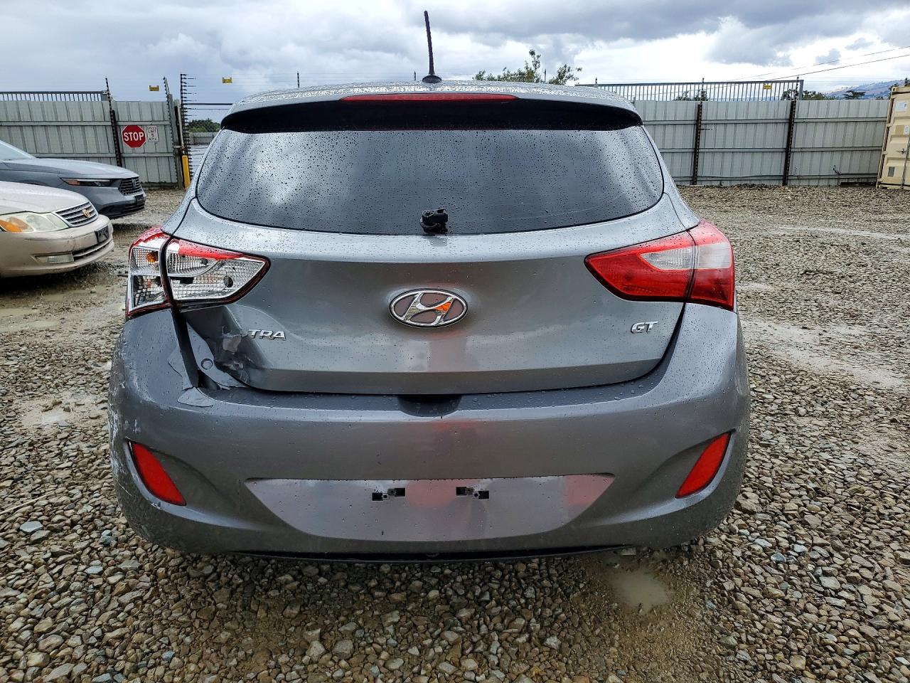2017 Hyundai Elantra Gt Base Серый vin: KMHD35LH5HU381397