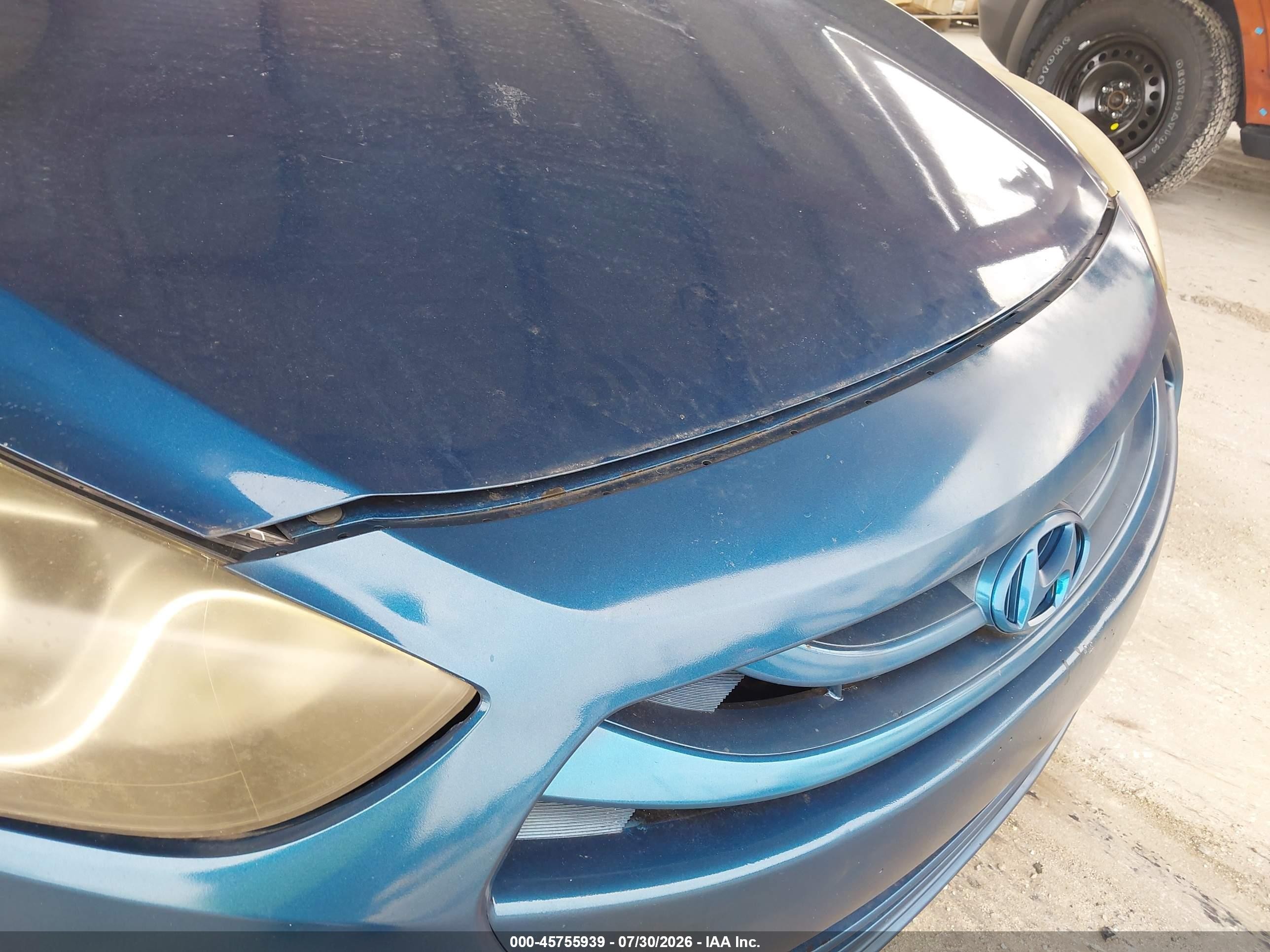 2014 Hyundai Elantra Gt   Blue vin: KMHD35LH6EU158023