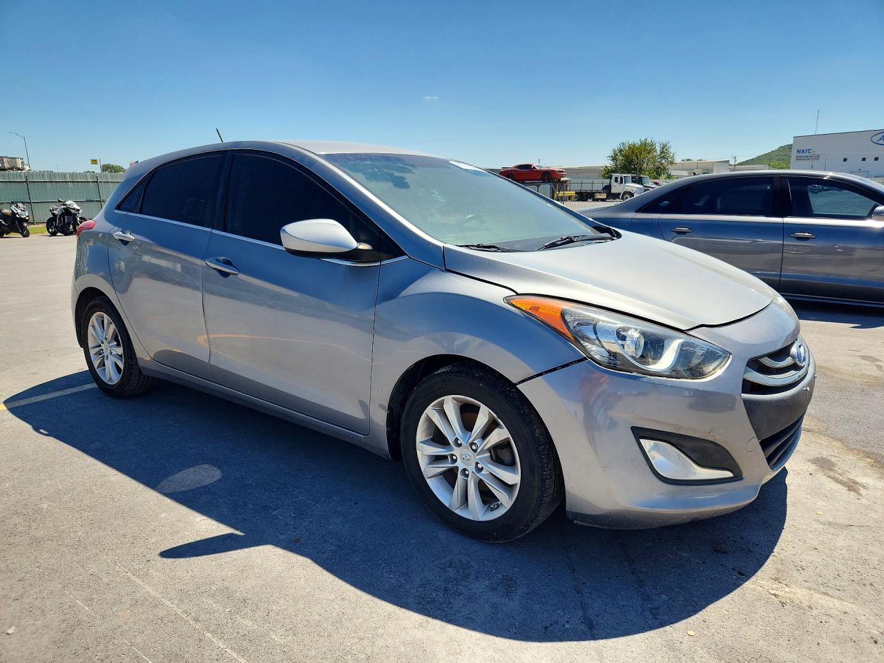 2014 Hyundai Elantra Gt Base Серебряный vin: KMHD35LH6EU209794