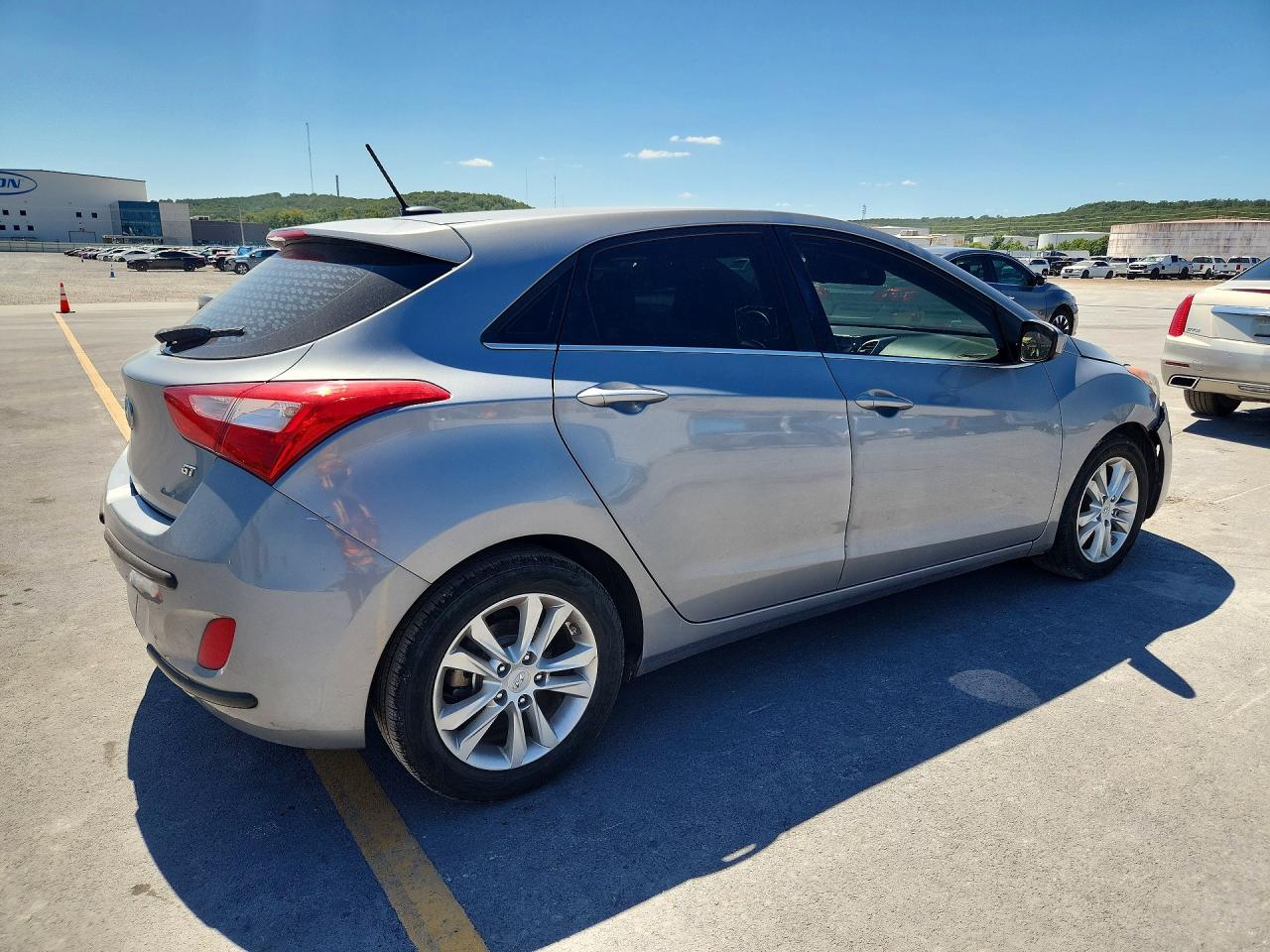 2014 Hyundai Elantra Gt Base Серебряный vin: KMHD35LH6EU209794