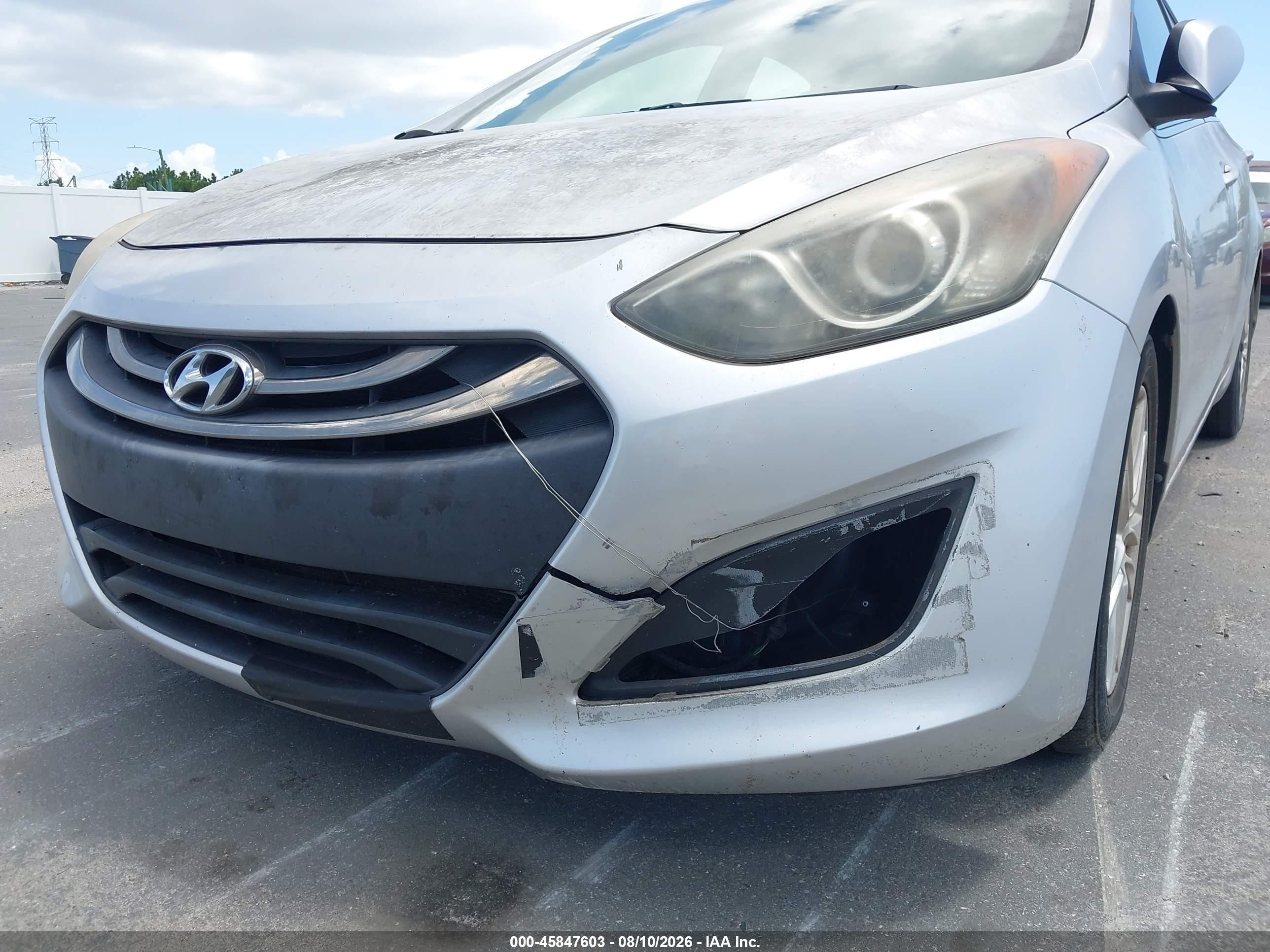 2014 Hyundai Elantra Gt Silver vin: KMHD35LH6EU218429