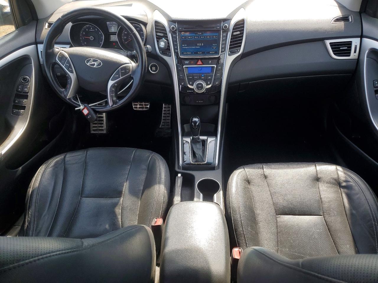 2014 Hyundai Elantra Gt Base White vin: KMHD35LH6EU219810