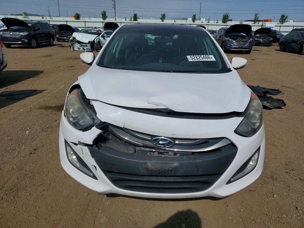 2014 Hyundai Elantra Gt Base White vin: KMHD35LH6EU219810