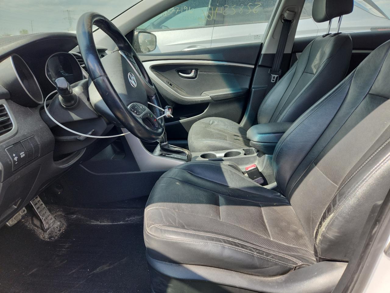 2014 Hyundai Elantra Gt Base White vin: KMHD35LH6EU219810 Damage: Left Front Seat Bolster, Worn, Replacement Required