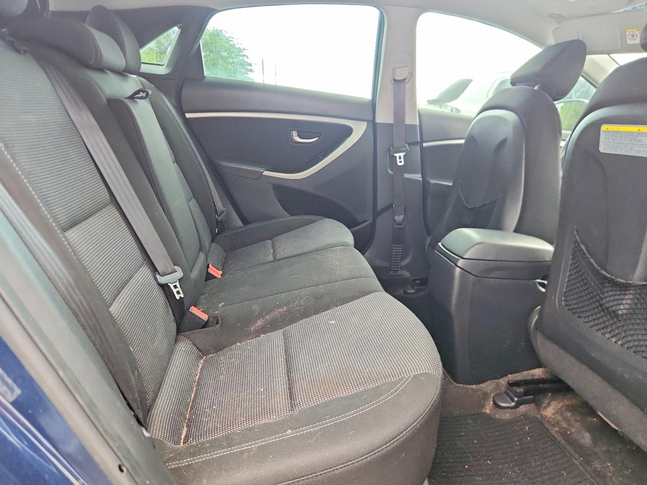 2014 Hyundai Elantra Gt Base Blue vin: KMHD35LH6EU225672