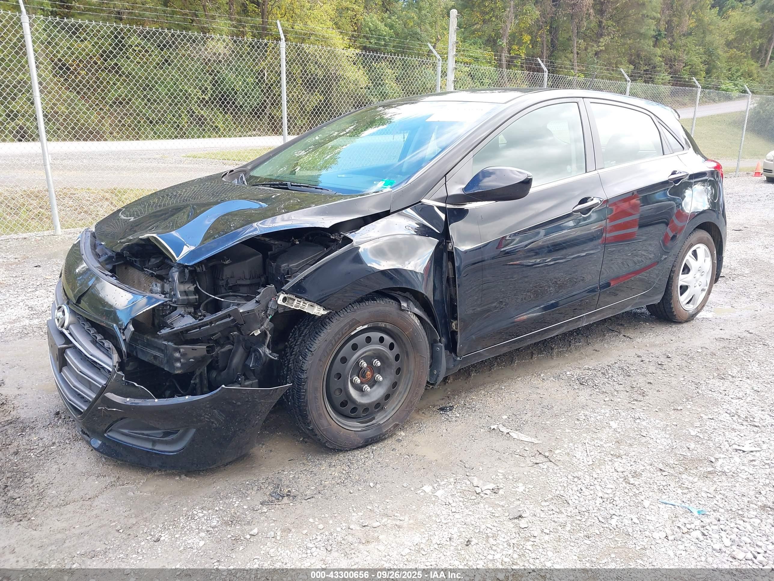 2017 Hyundai Elantra Gt   Черный vin: KMHD35LH6HU359019