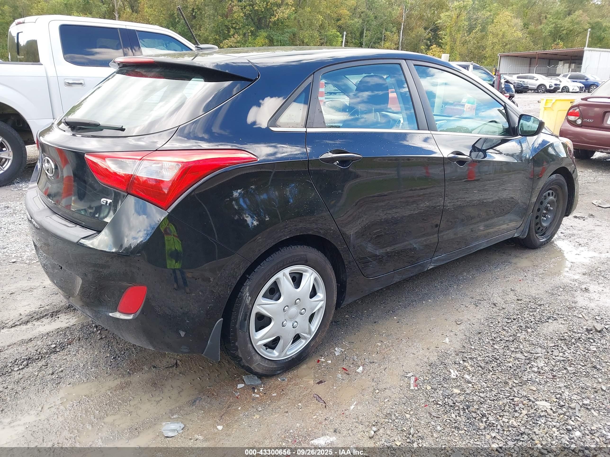 2017 Hyundai Elantra Gt   Черный vin: KMHD35LH6HU359019