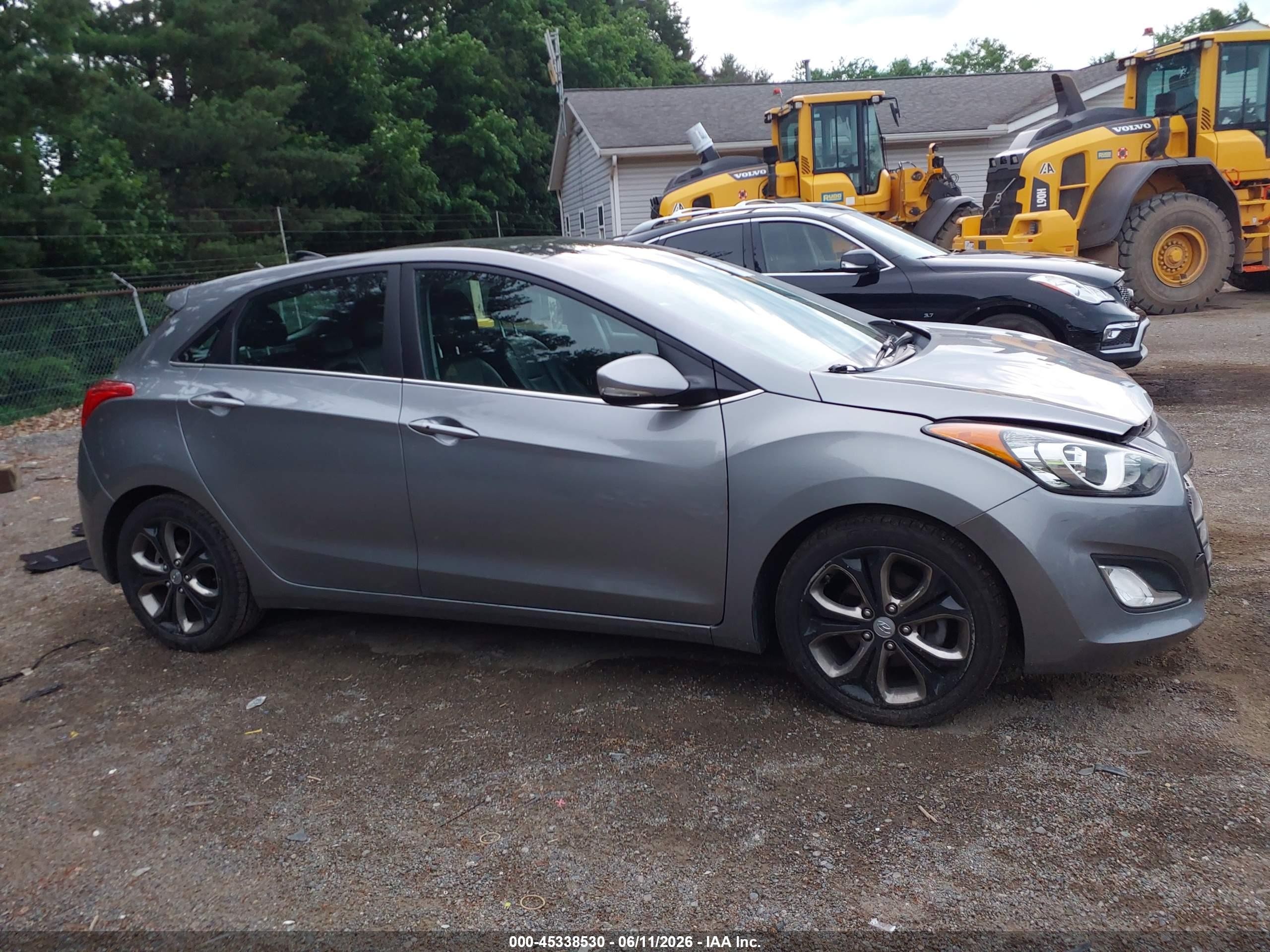 2014 Hyundai Elantra Gt Silver vin: KMHD35LH7EU165207