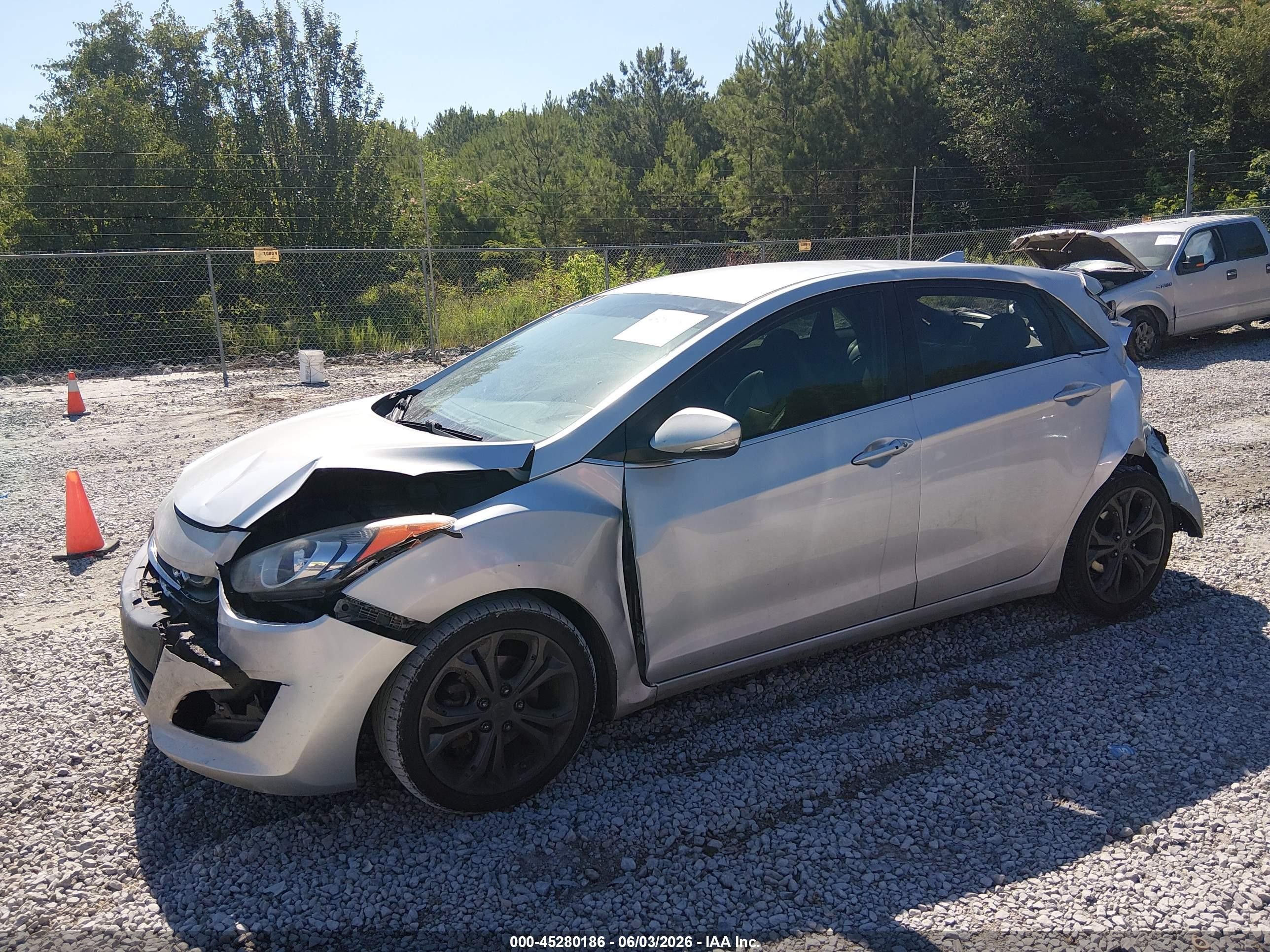 2014 Hyundai Elantra Gt   Silver vin: KMHD35LH7EU170892