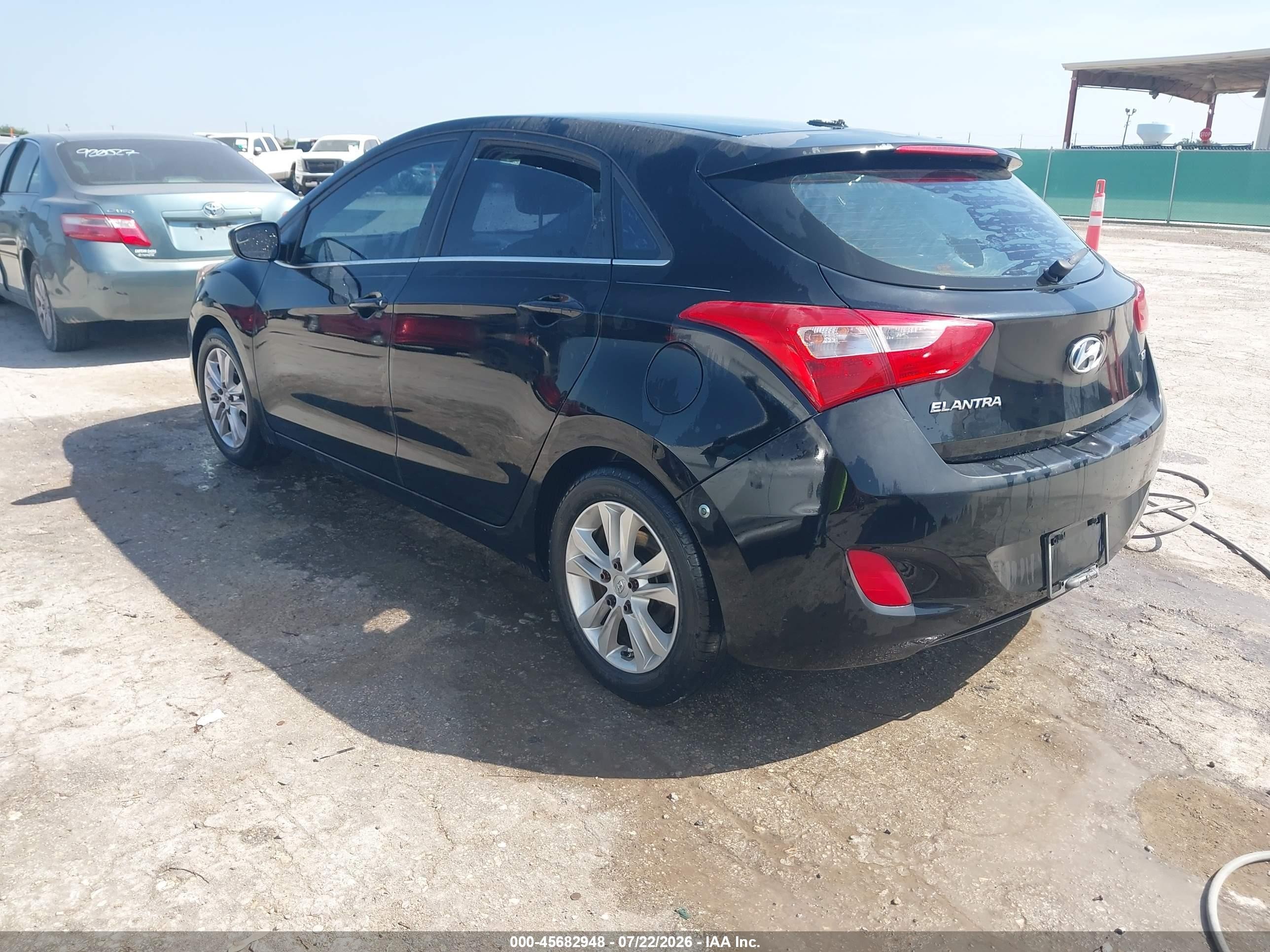 2014 Hyundai Elantra Gt   Black vin: KMHD35LH7EU199423