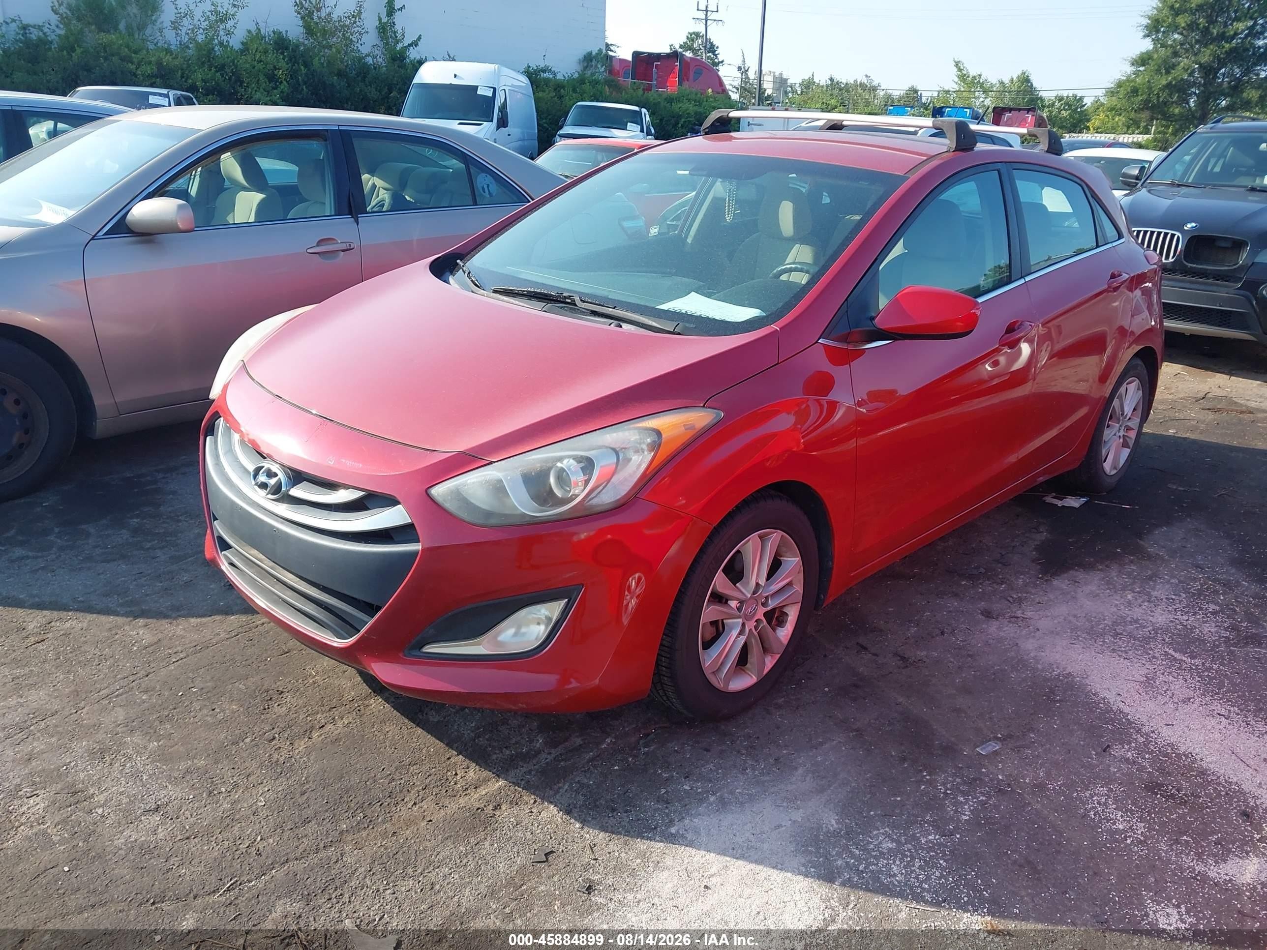 2014 Hyundai Elantra Gt   Red vin: KMHD35LH7EU203910