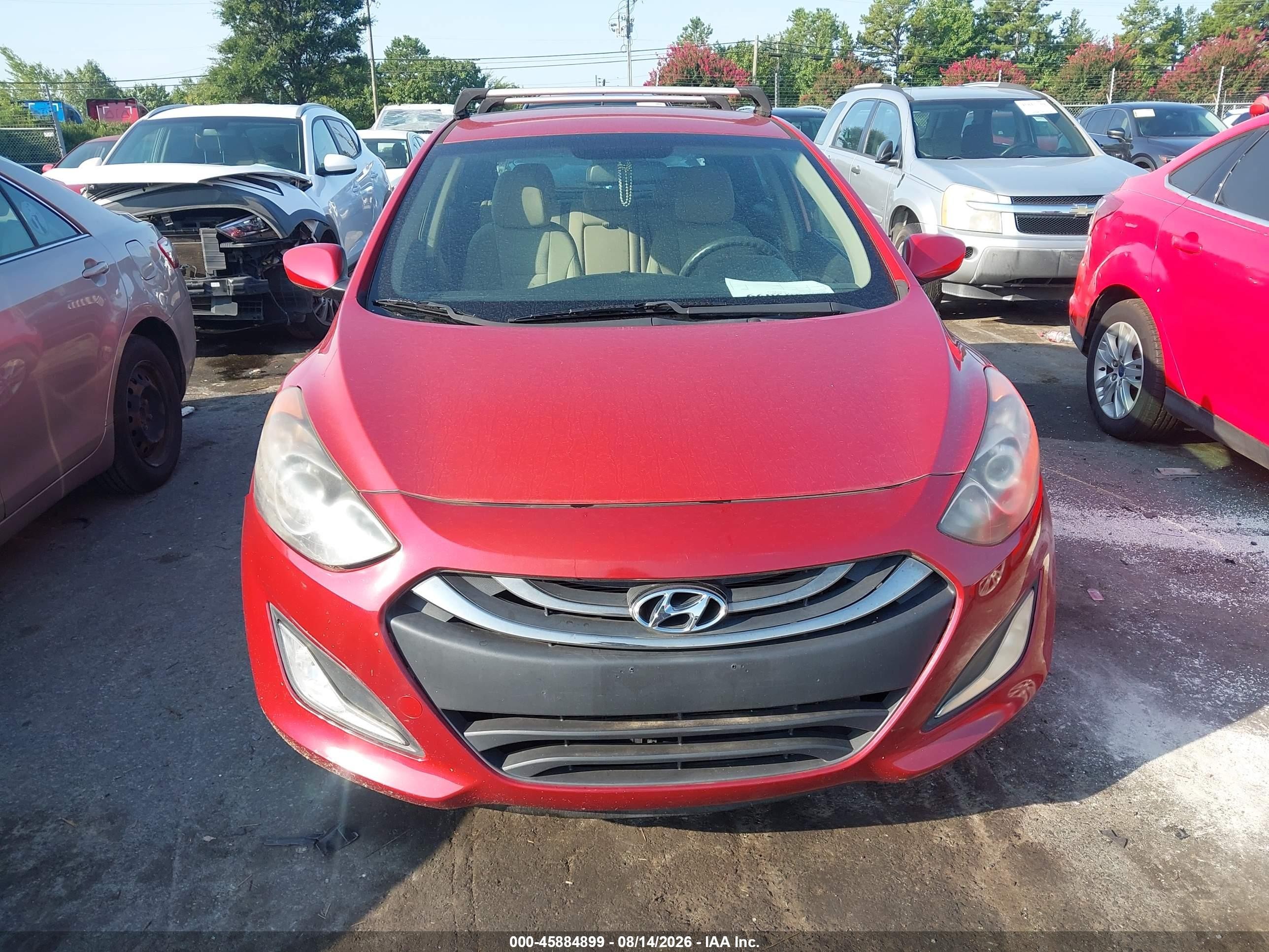 2014 Hyundai Elantra Gt   Red vin: KMHD35LH7EU203910
