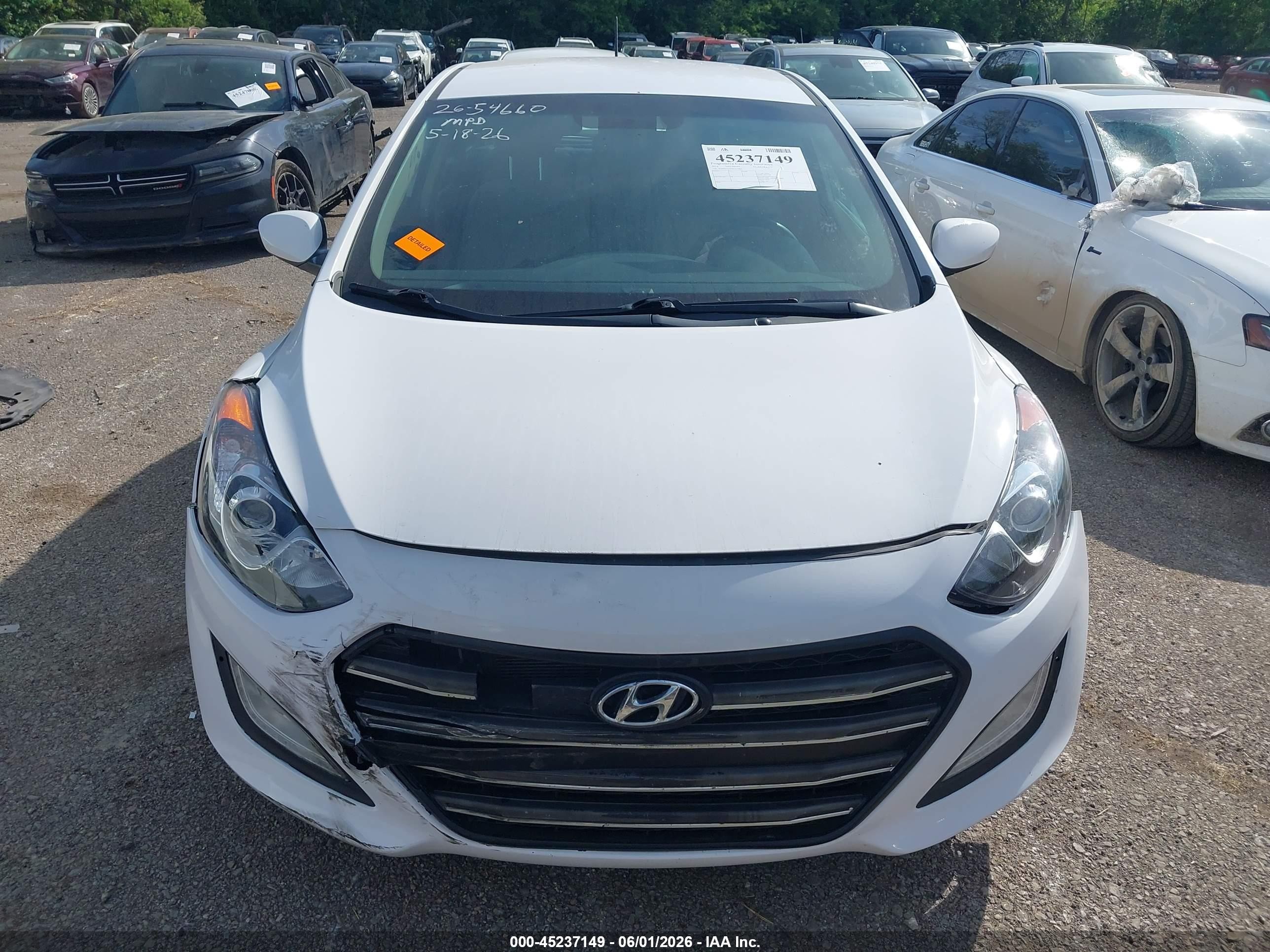 2014 Hyundai Elantra Gt   White vin: KMHD35LH7EU217984