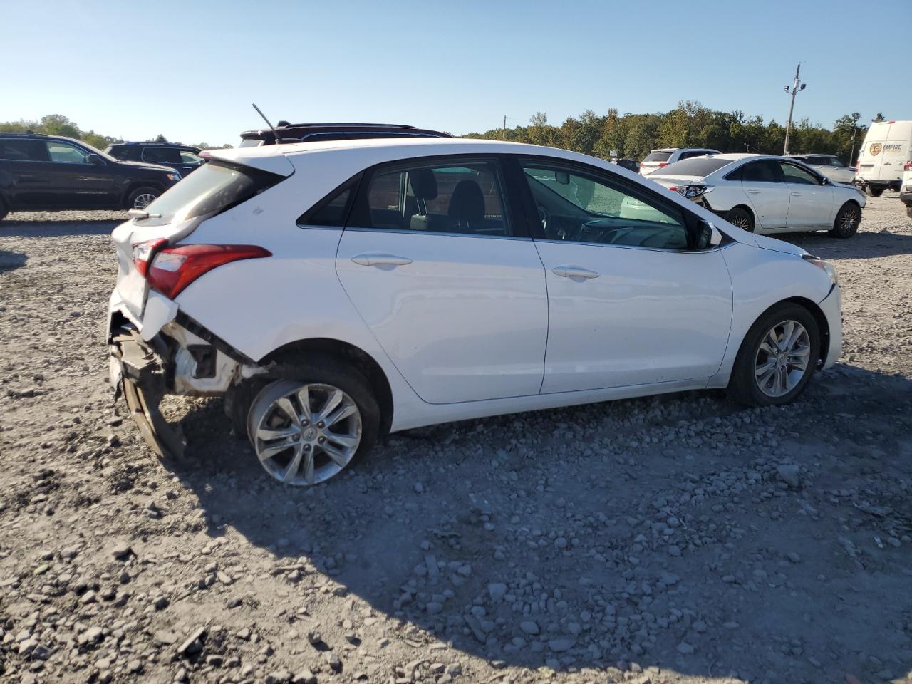 2014 Hyundai Elantra Gt Белый vin: KMHD35LH7EU229553