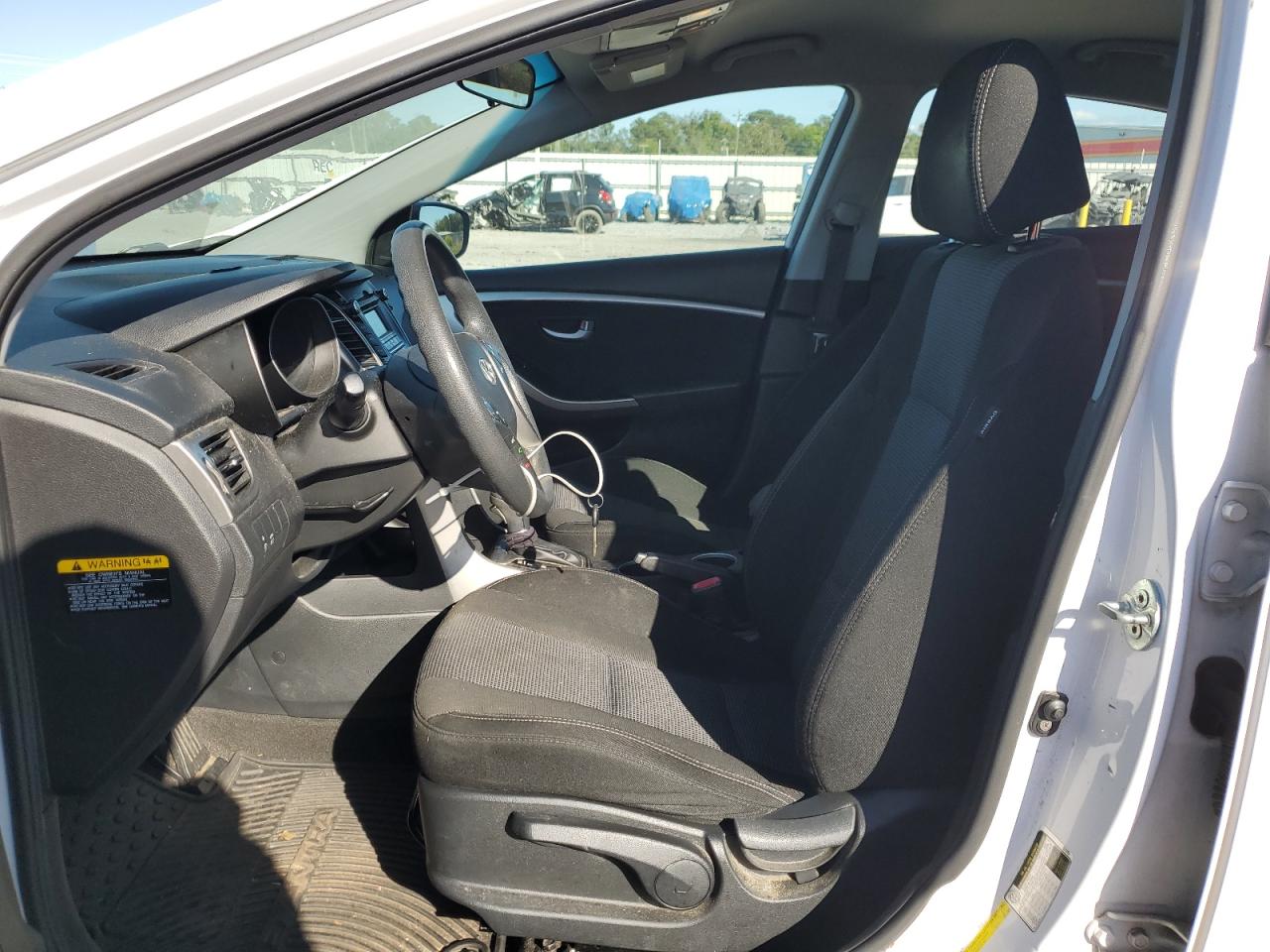 2014 Hyundai Elantra Gt Белый vin: KMHD35LH7EU229553