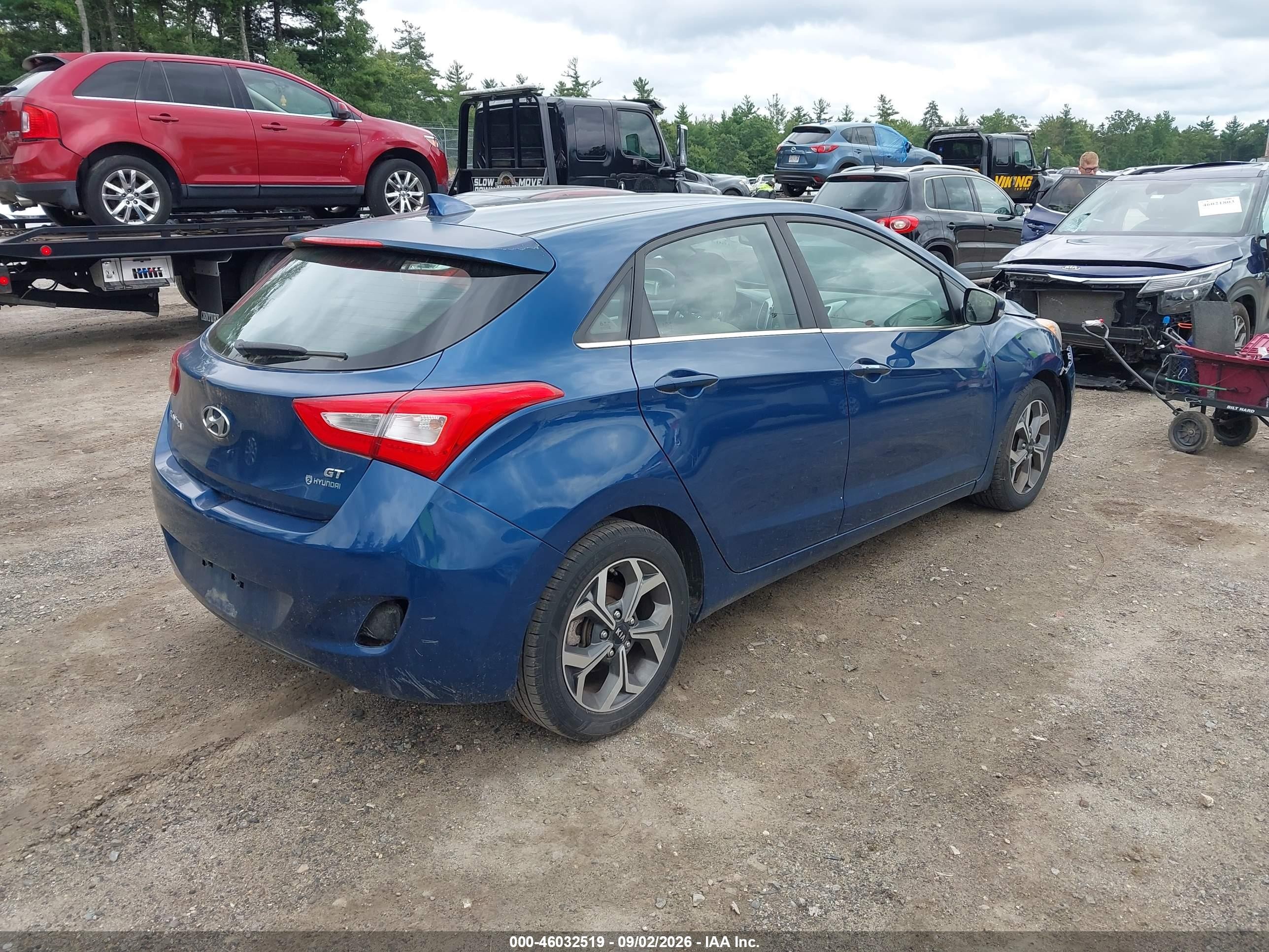 2014 Hyundai Elantra Gt Blue vin: KMHD35LH8EU171582