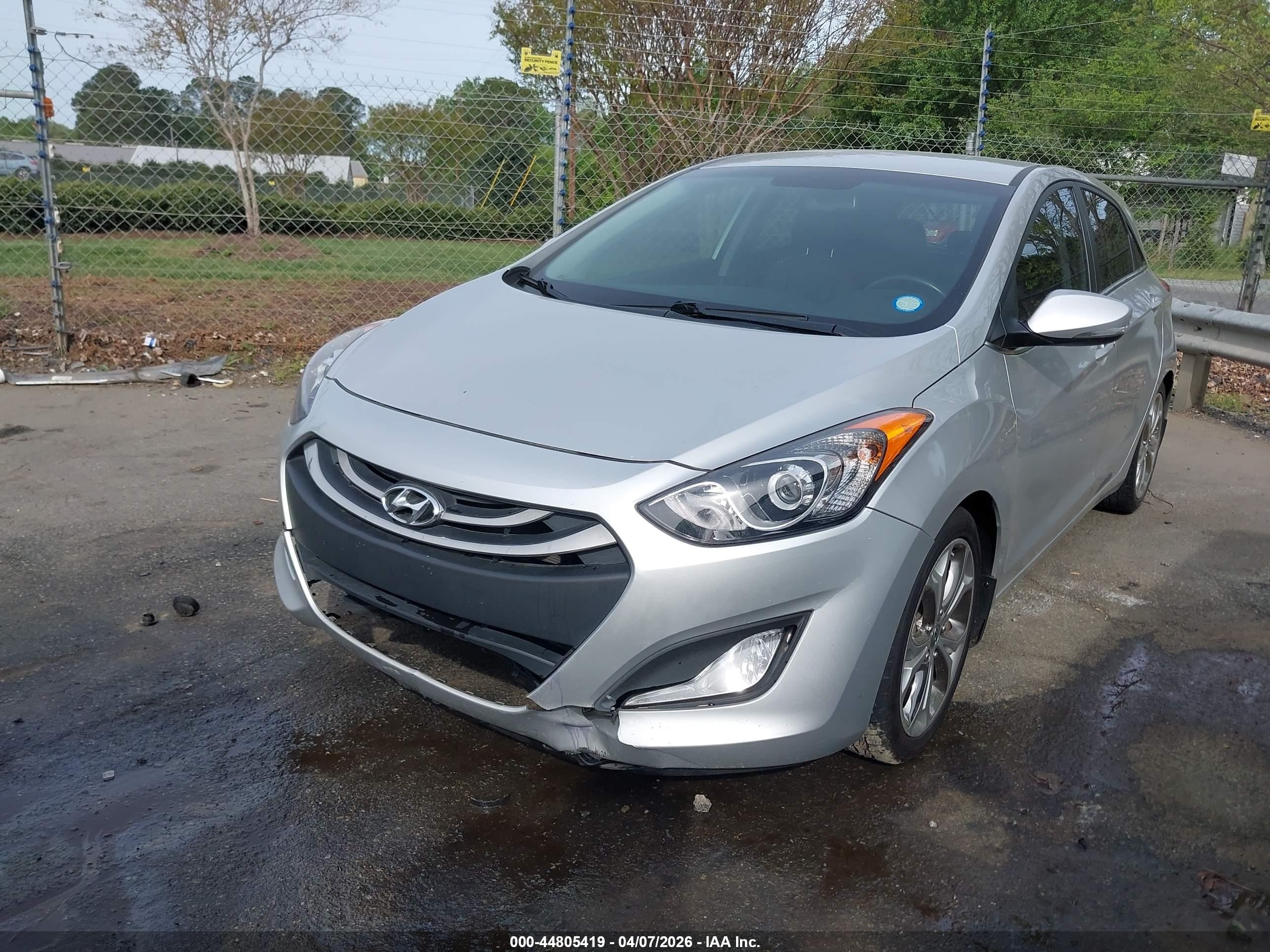 2014 Hyundai Elantra Gt   Серебряный vin: KMHD35LH8EU184882