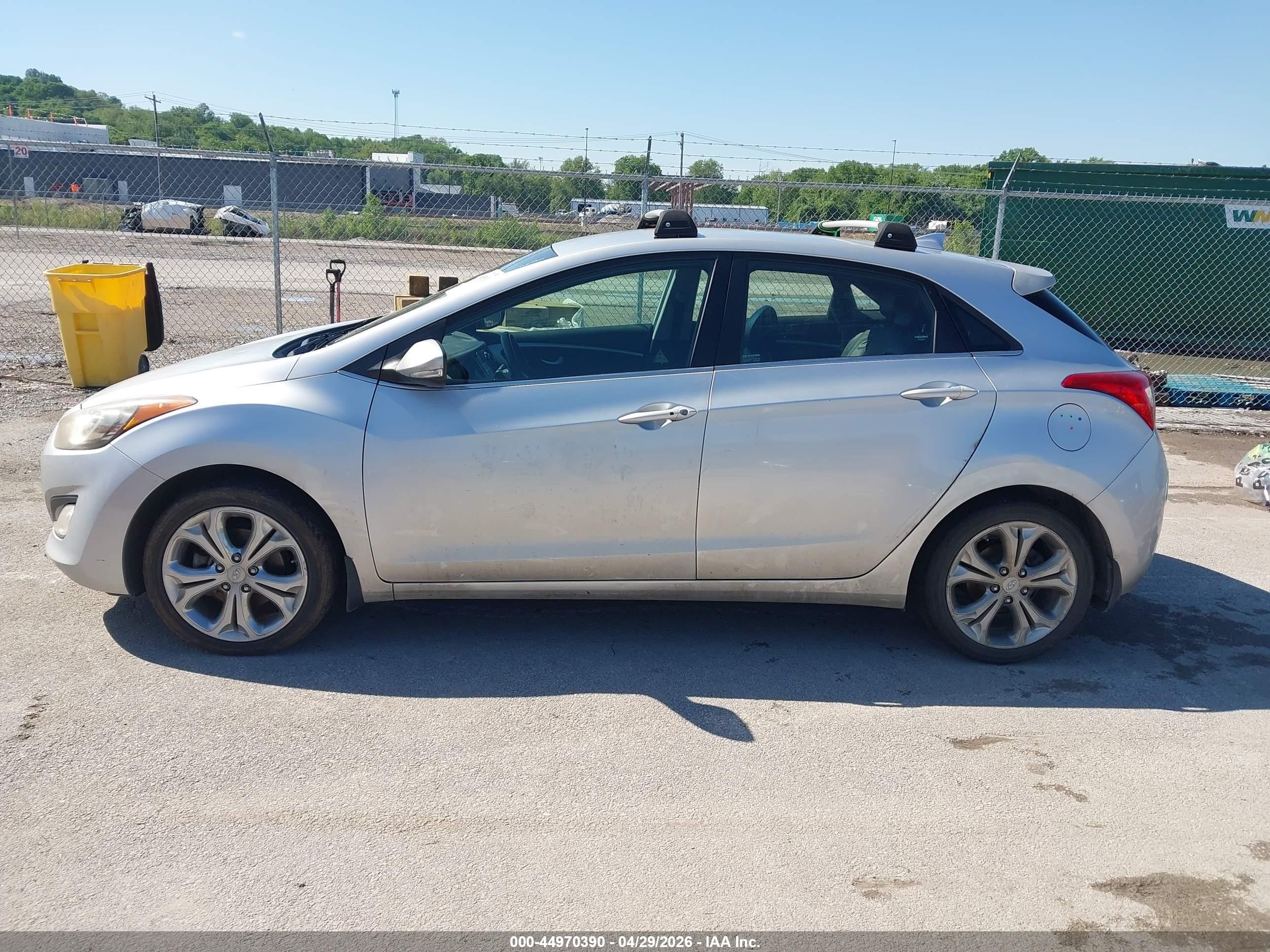 2014 Hyundai Elantra Gt   Silver vin: KMHD35LH8EU199947