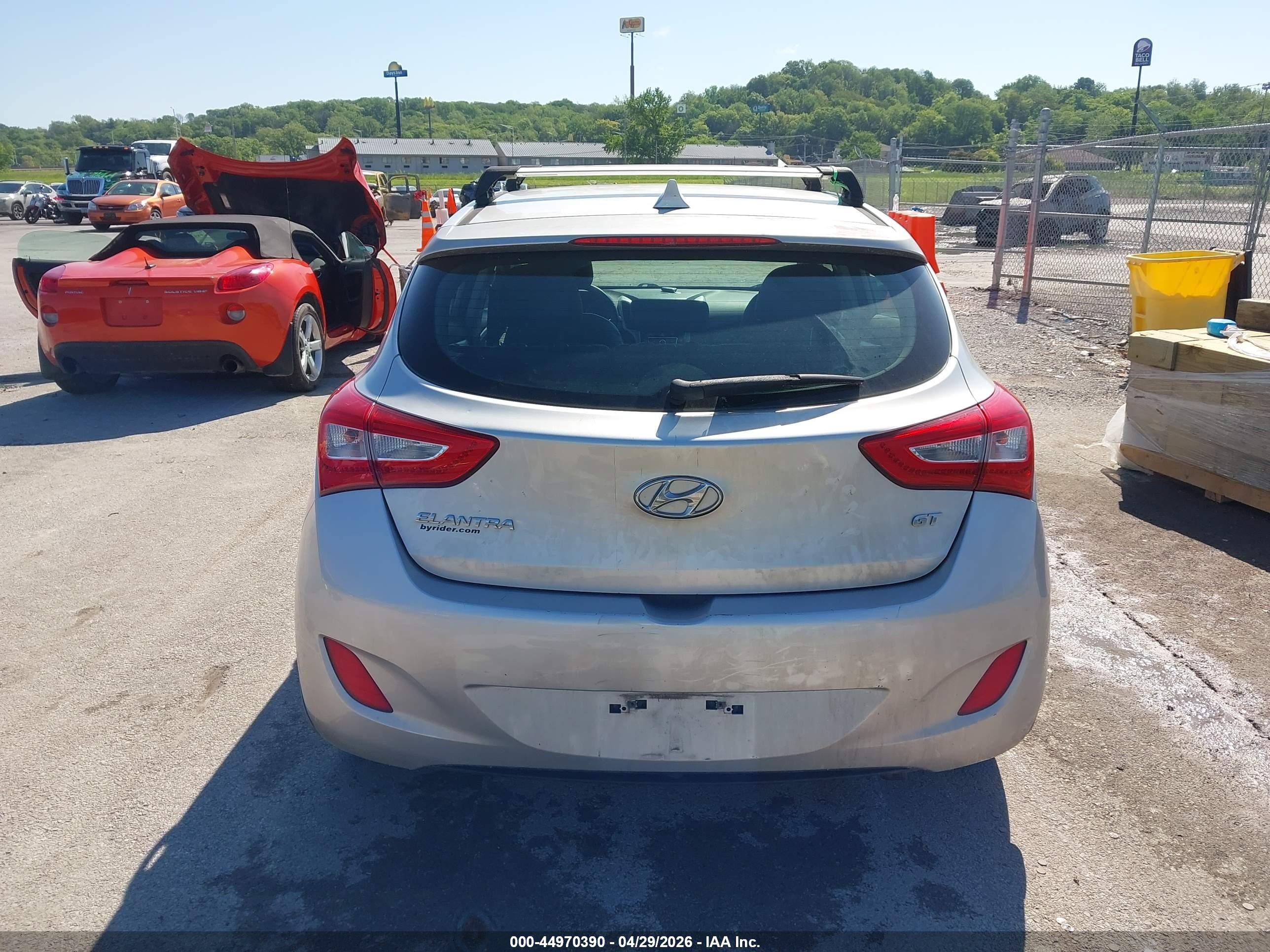 2014 Hyundai Elantra Gt   Silver vin: KMHD35LH8EU199947