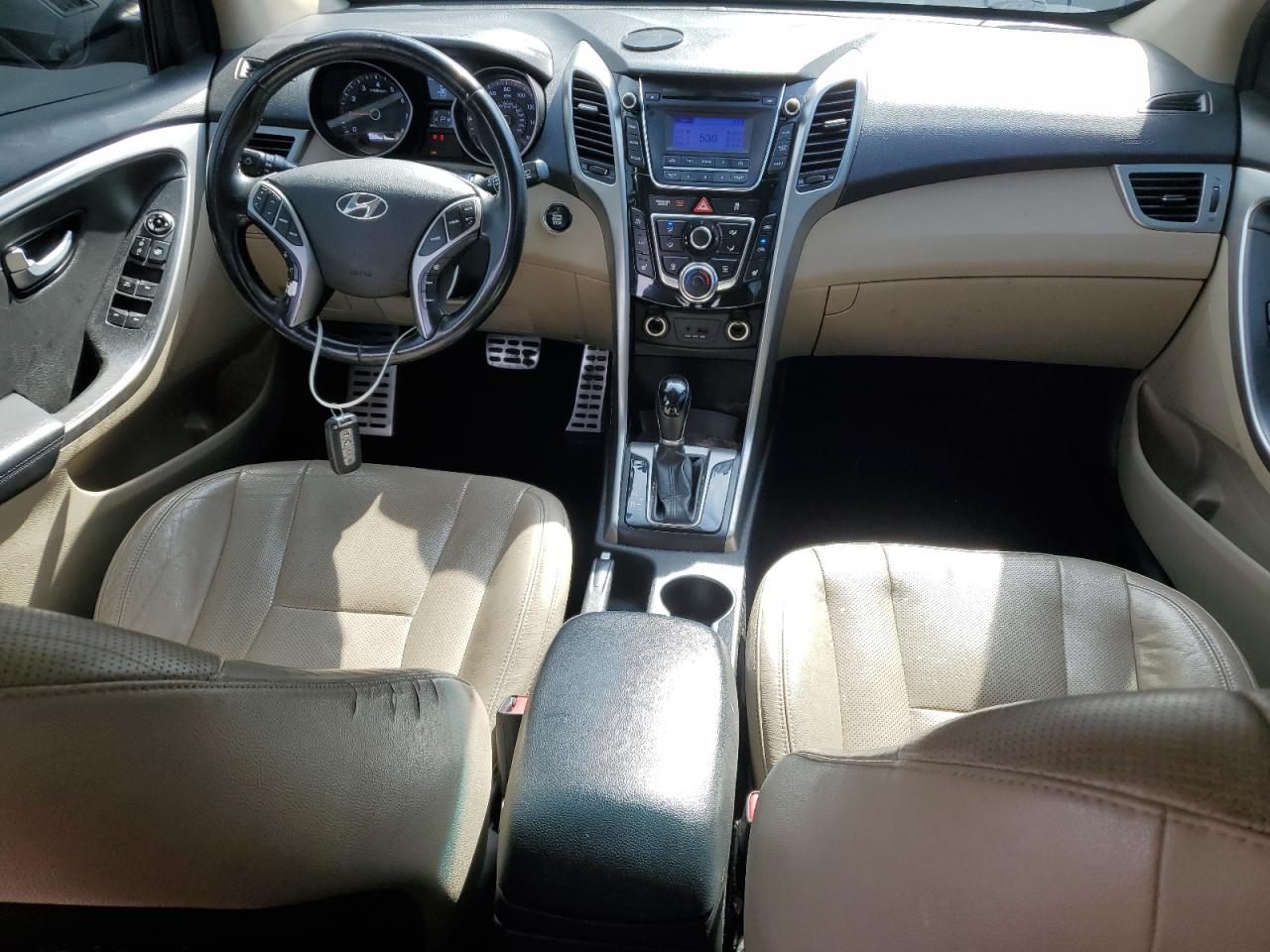 2014 Hyundai Elantra Gt Base Black vin: KMHD35LH8EU203818 Damage: Left Front Seat Back, Worn, Replacement Required