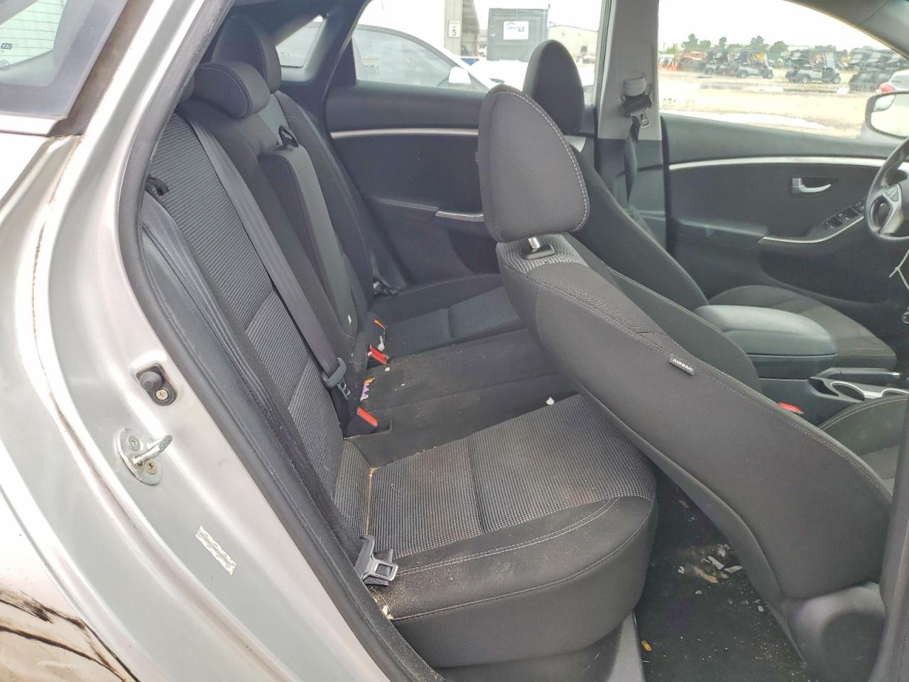 2014 Hyundai Elantra Gt Base Белый vin: KMHD35LH8EU207397