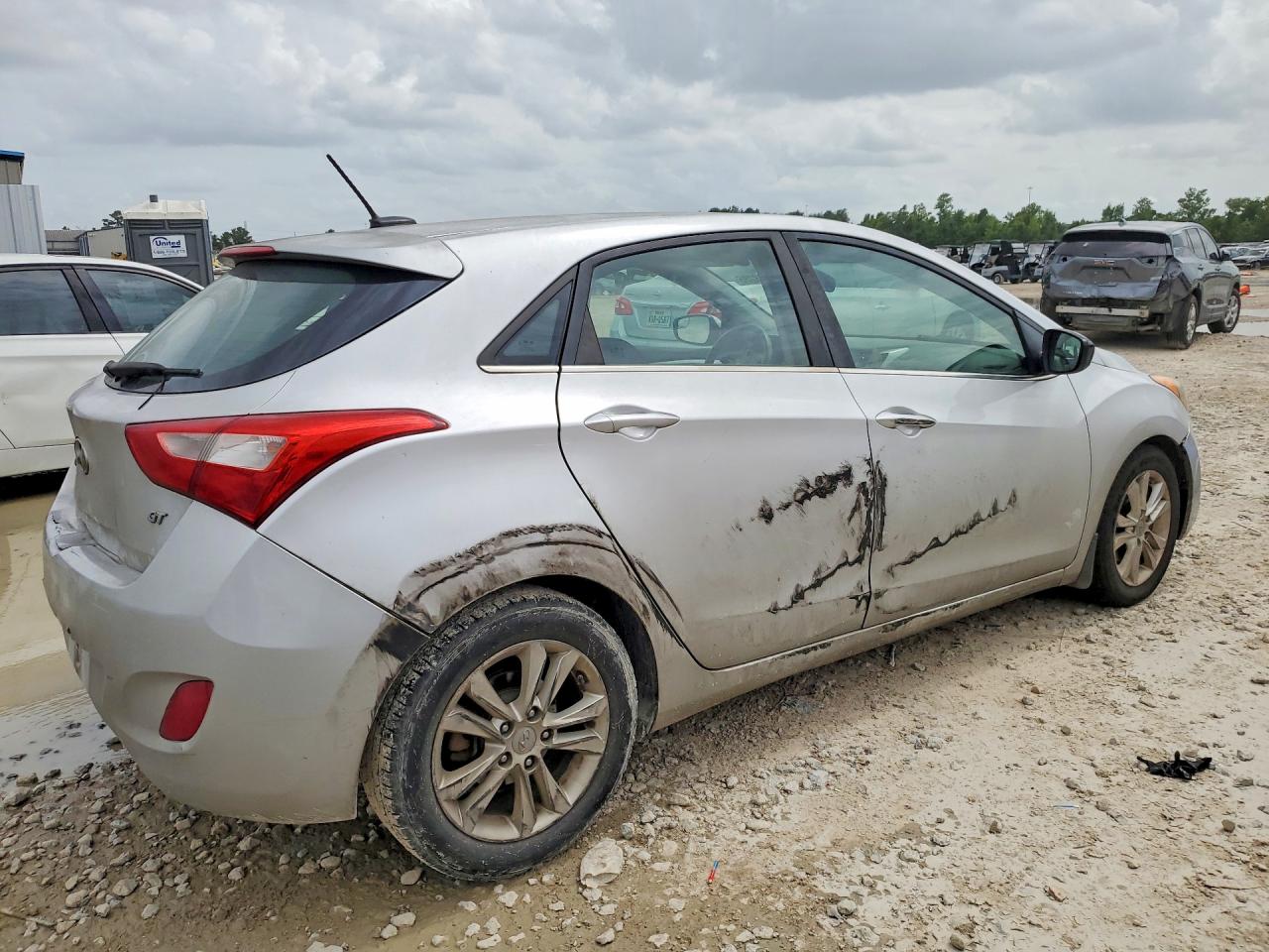 2014 Hyundai Elantra Gt Base Белый vin: KMHD35LH8EU207397