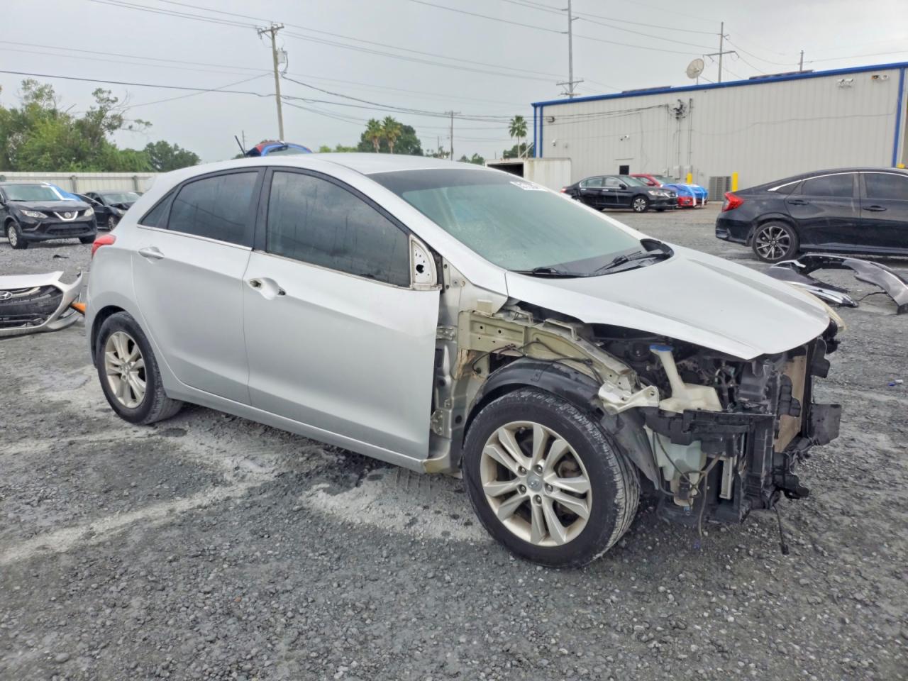 2014 Hyundai Elantra Gt Base Серебряный vin: KMHD35LH8EU233059
