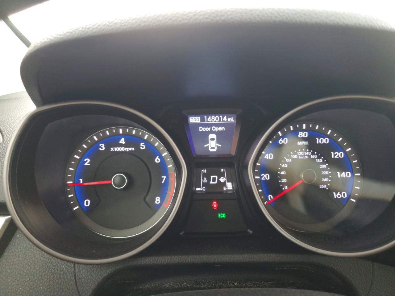 2014 Hyundai Elantra Gt Base Серебряный vin: KMHD35LH8EU233059