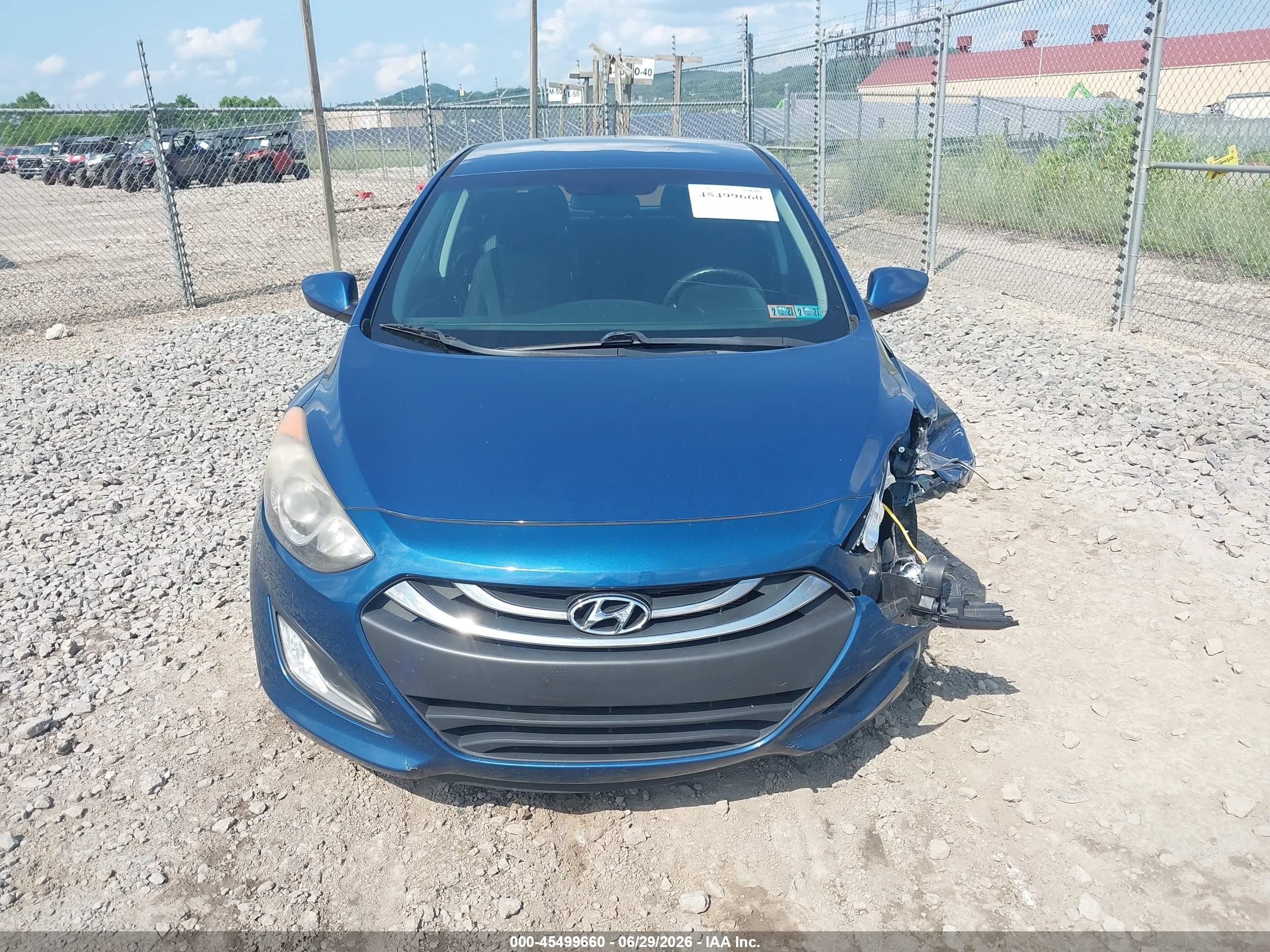 2015 Hyundai Elantra Gt   Blue vin: KMHD35LH8FU237839