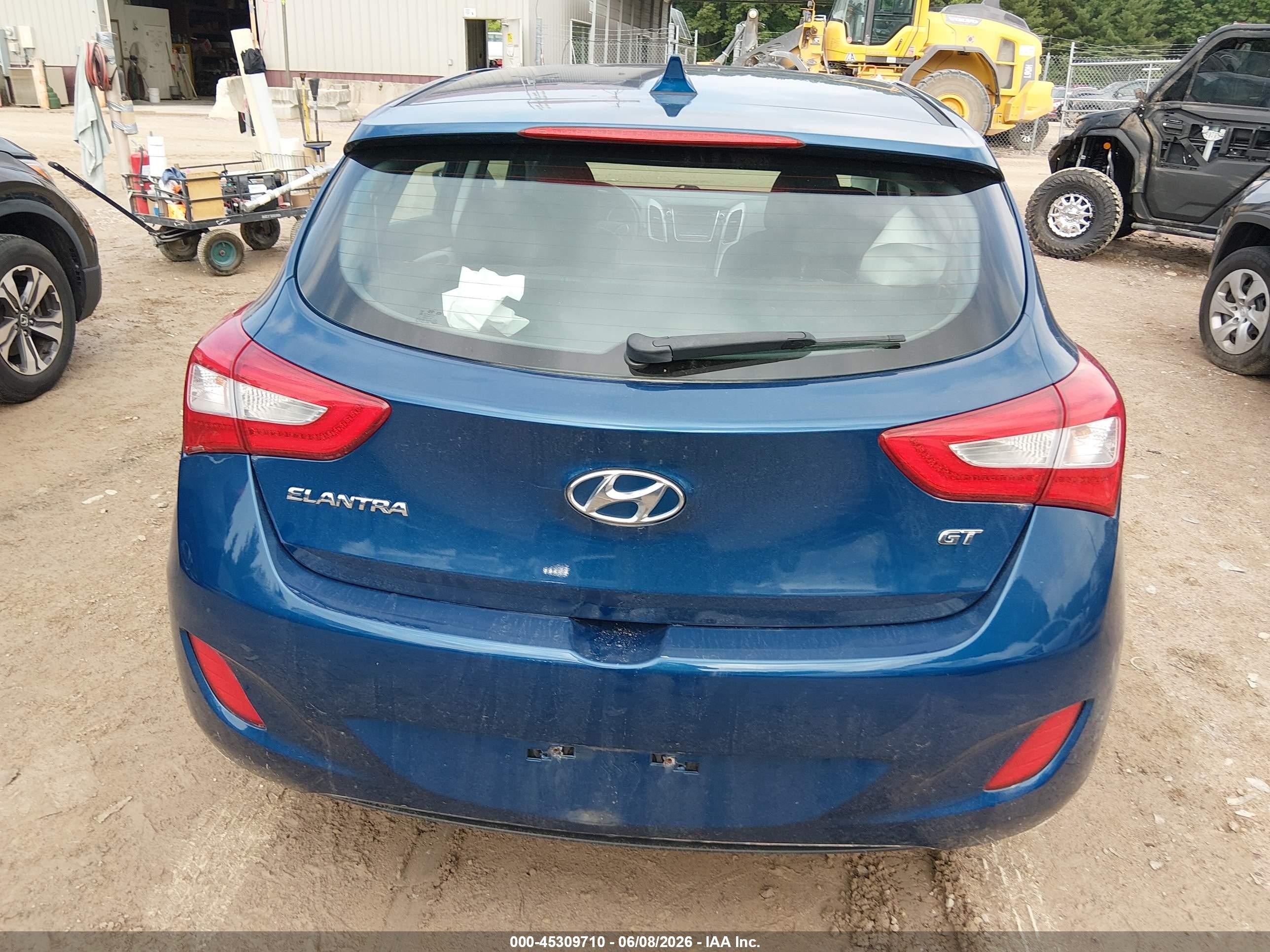 2015 Hyundai Elantra Gt   Blue vin: KMHD35LH8FU238697