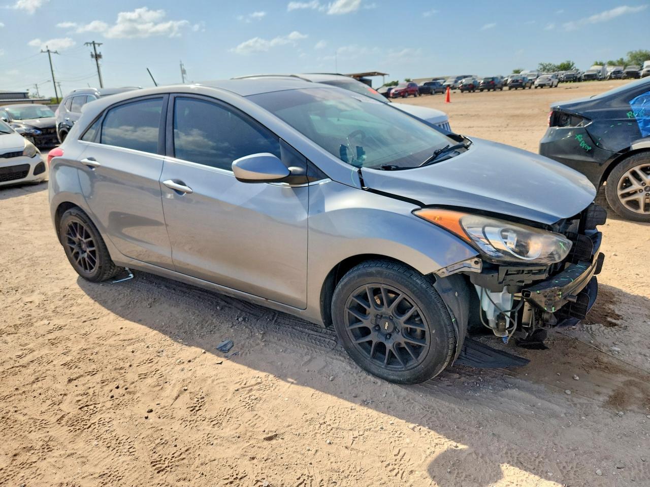 2016 Hyundai Elantra Gt Base Gray vin: KMHD35LH8GU272561