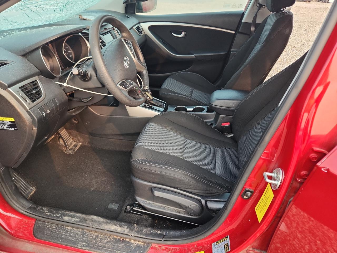 2016 Hyundai Elantra Gt Base Red vin: KMHD35LH8GU332869