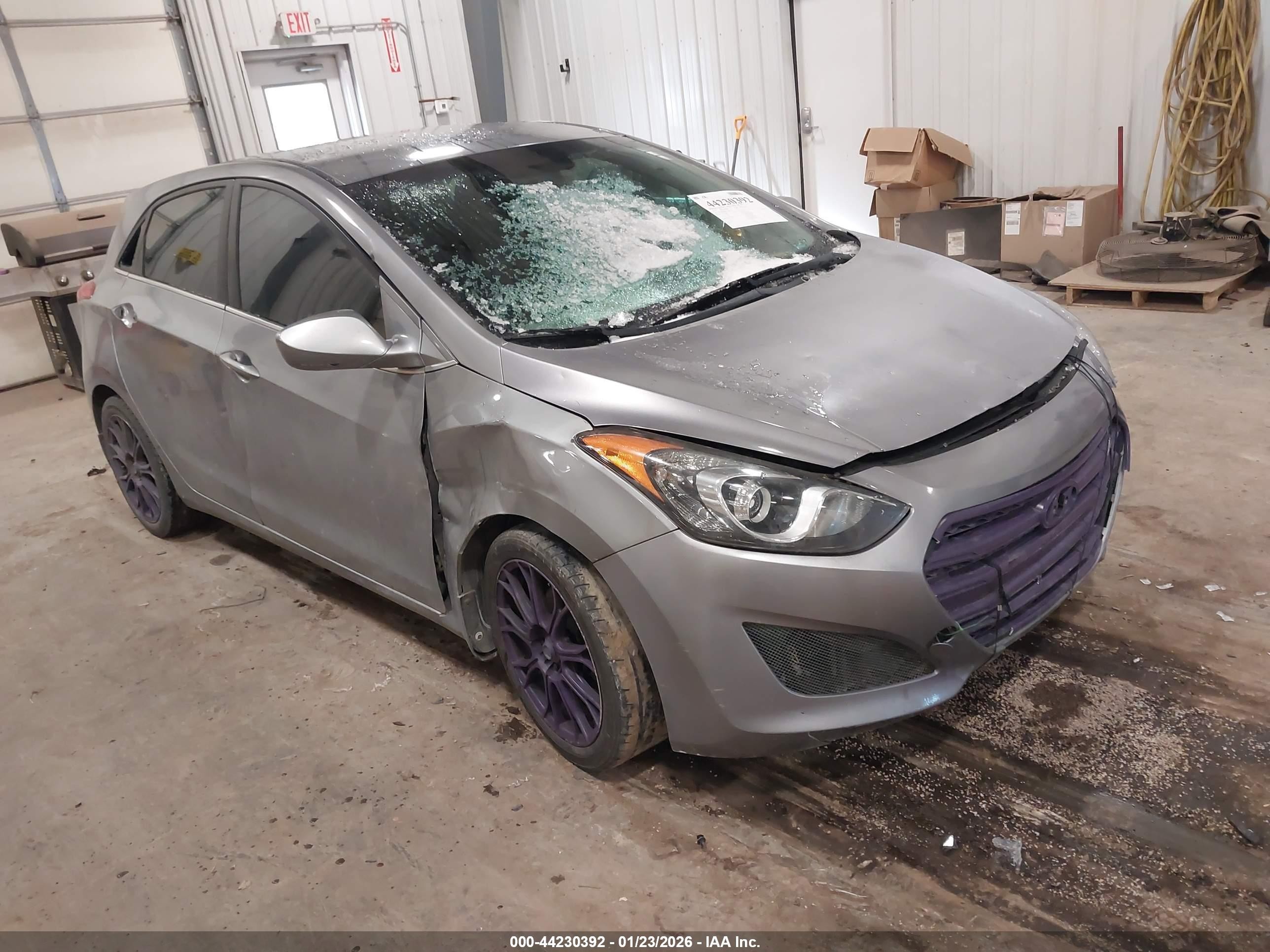 2014 Hyundai Elantra Gt   Gray vin: KMHD35LH9EU158078
