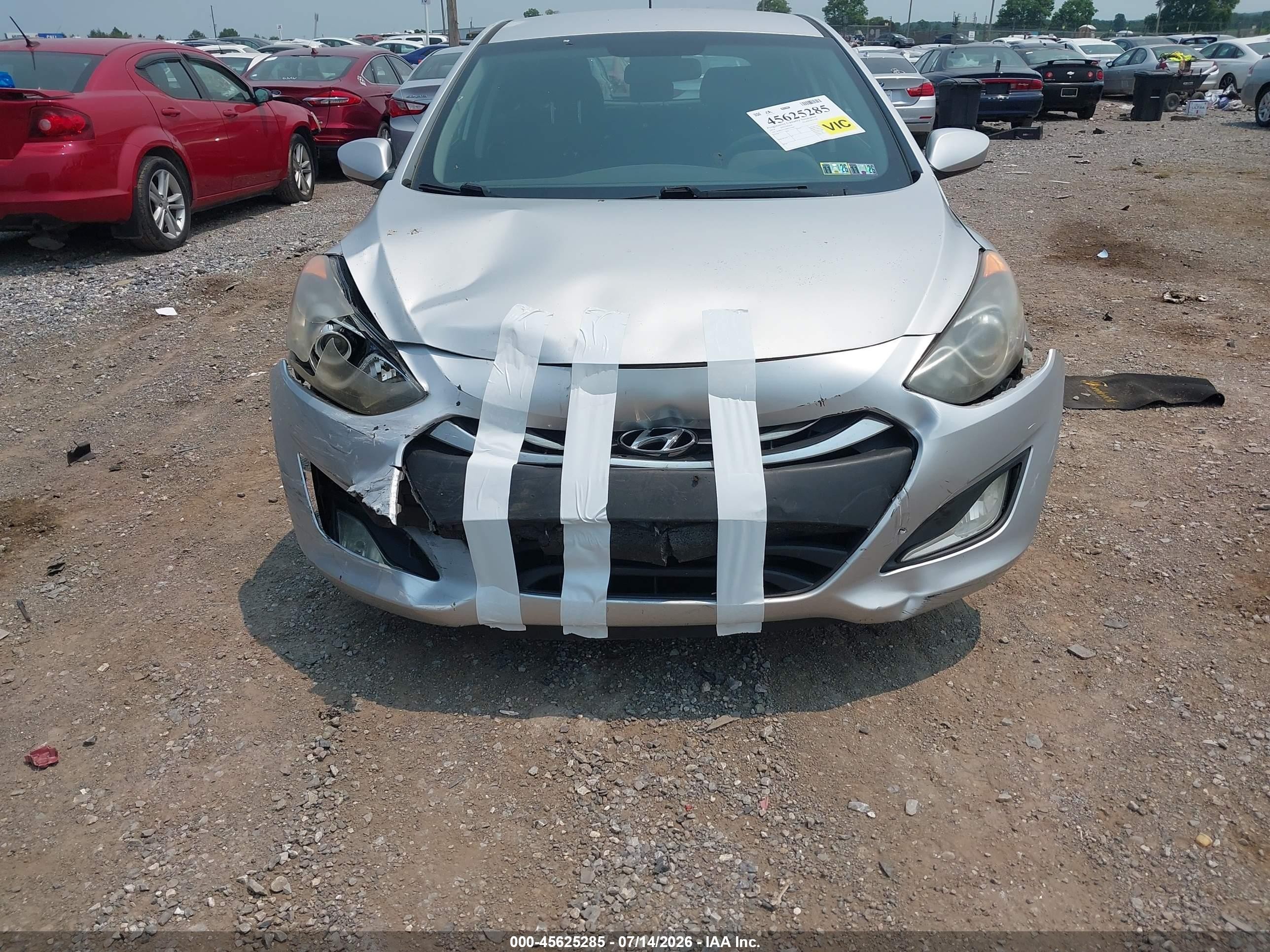 2014 Hyundai Elantra Gt   Silver vin: KMHD35LH9EU172465