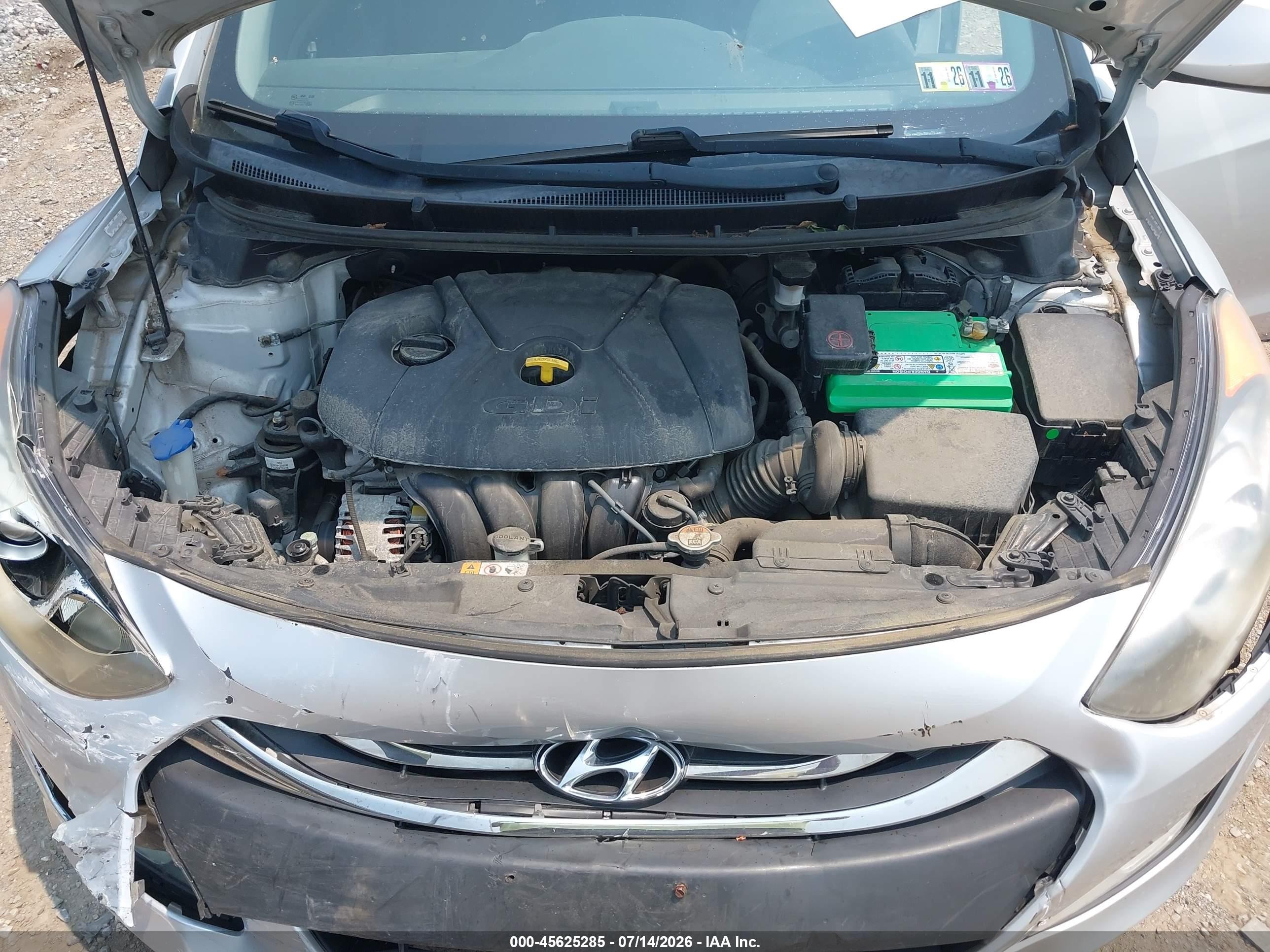 2014 Hyundai Elantra Gt   Silver vin: KMHD35LH9EU172465