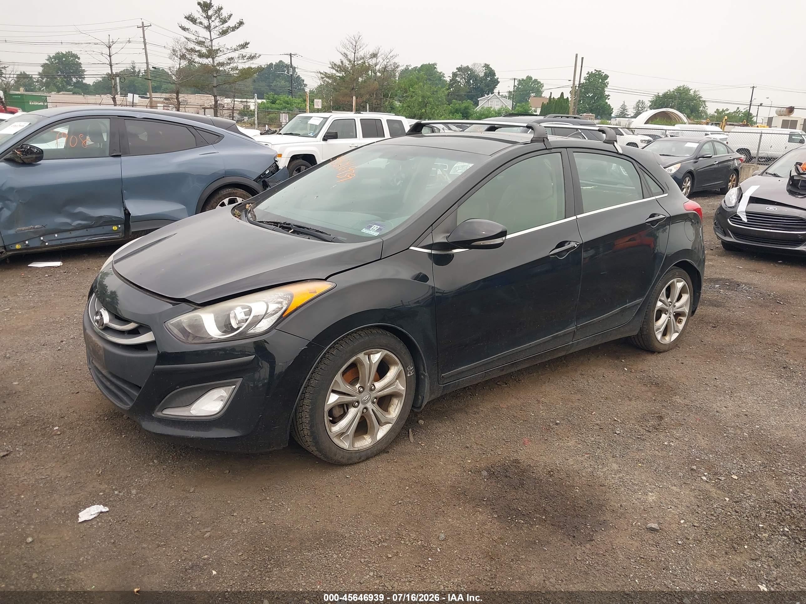 2014 Hyundai Elantra Gt   Black vin: KMHD35LH9EU173339
