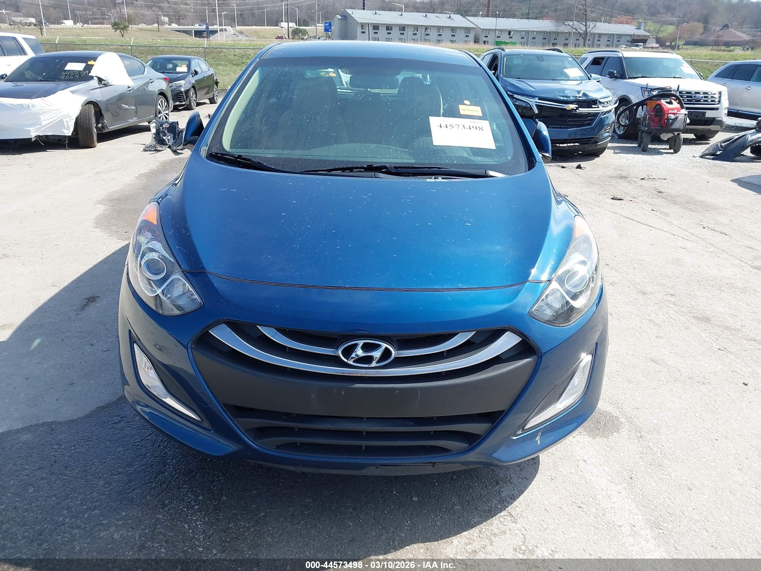 2014 Hyundai Elantra Gt   Blue vin: KMHD35LH9EU174510