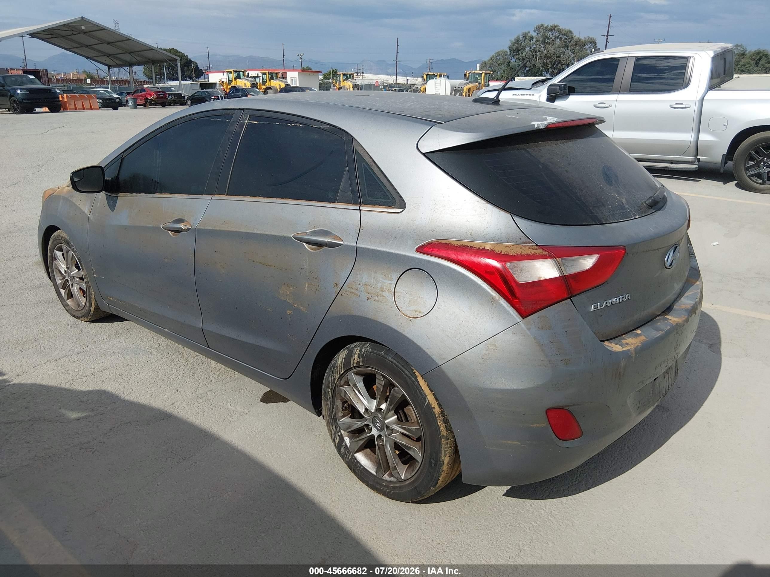 2014 Hyundai Elantra Gt Silver vin: KMHD35LH9EU181991